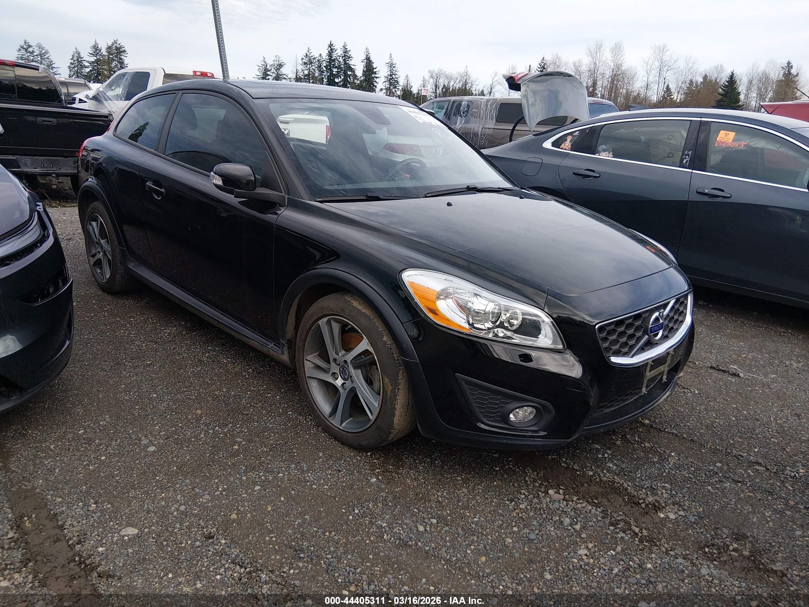 2013 Volvo C30 T5, VIN YV1672MK6D2302023 — Фото с аукциона 1 of 5