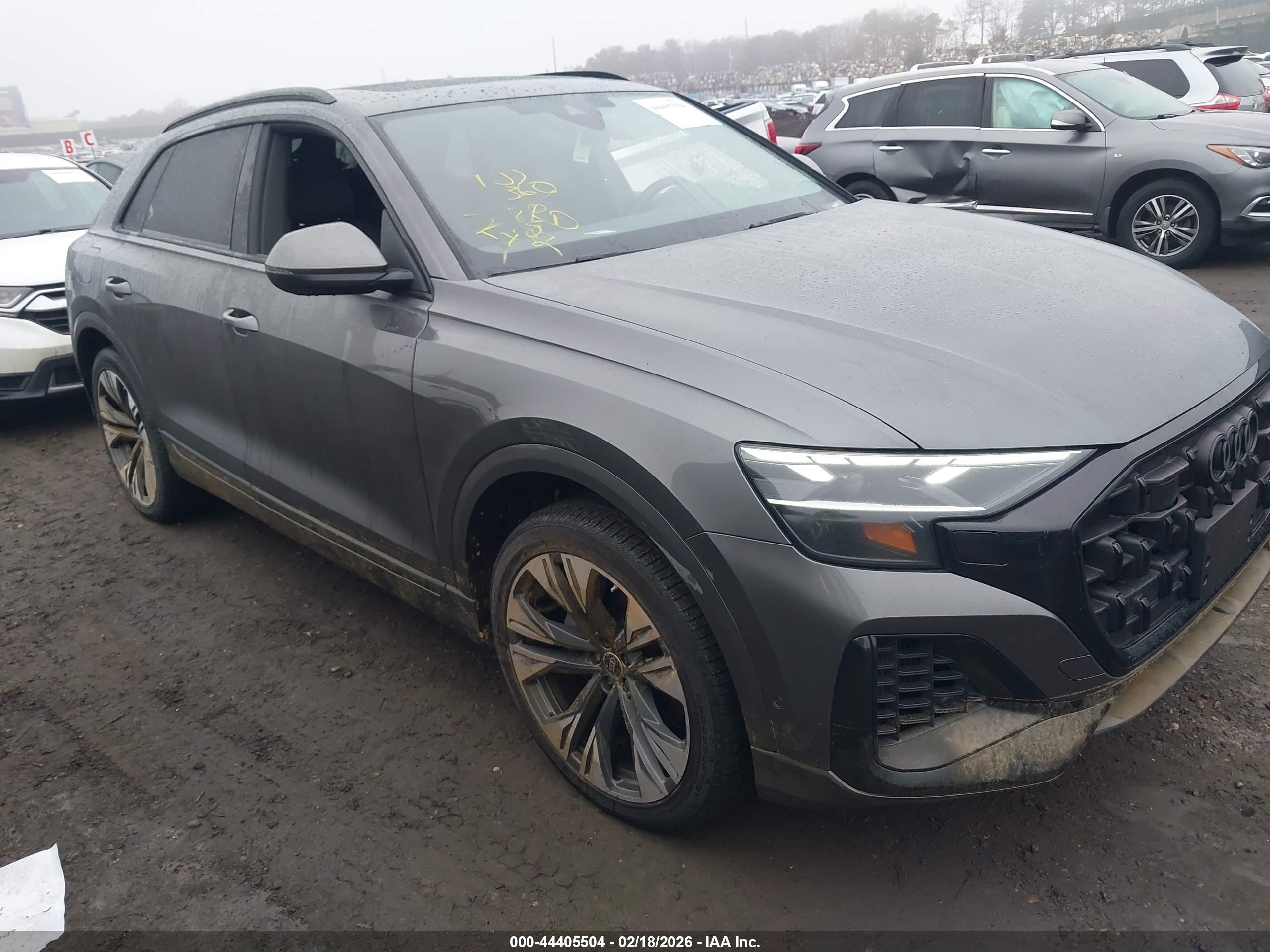 2024 Audi Q8 Premium Plus, VIN WA1BVBF12RD006551 — Днище