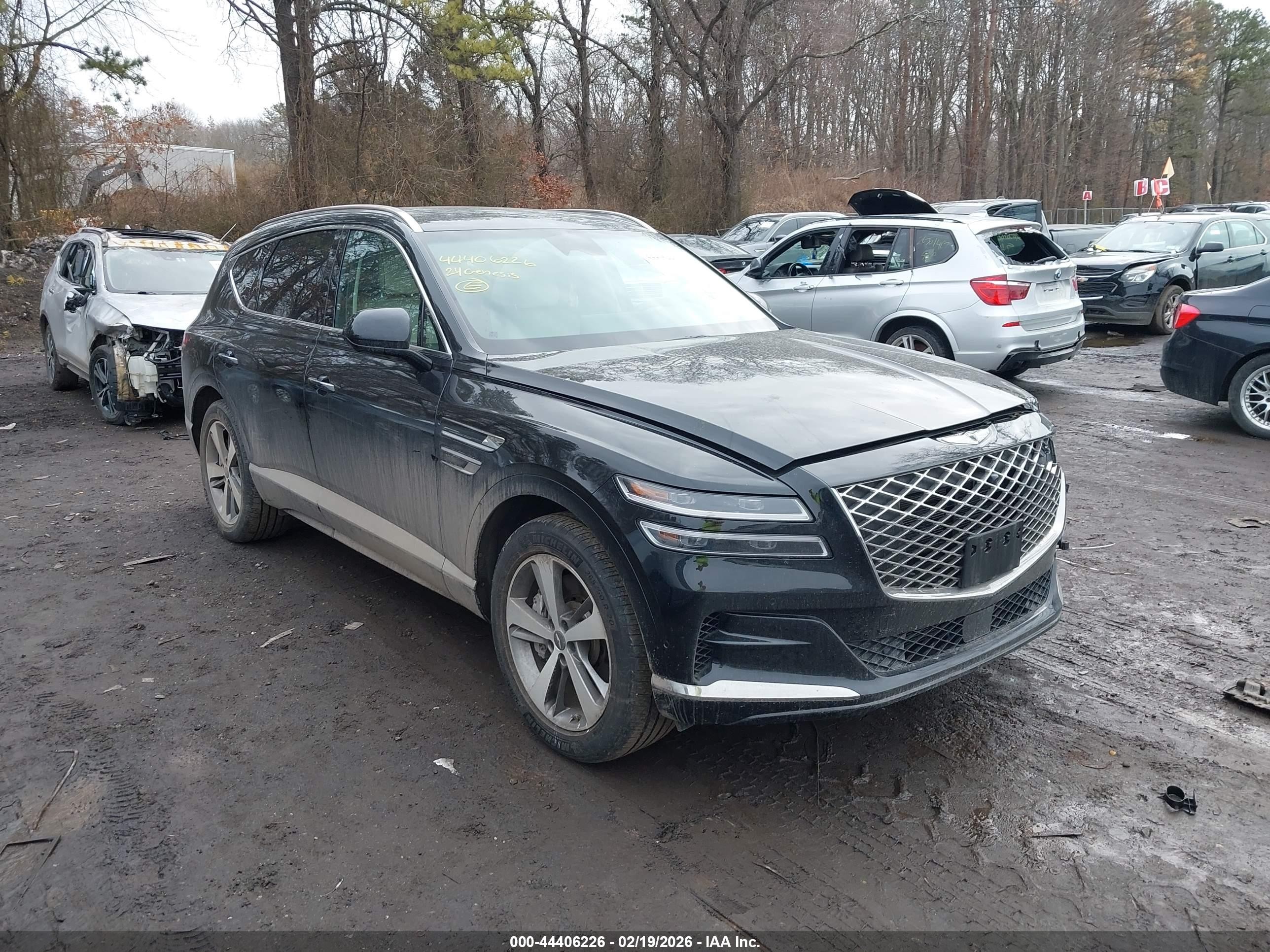 2024 Genesis GV80, VIN KMUHBDSBXRU169500 — Front end
