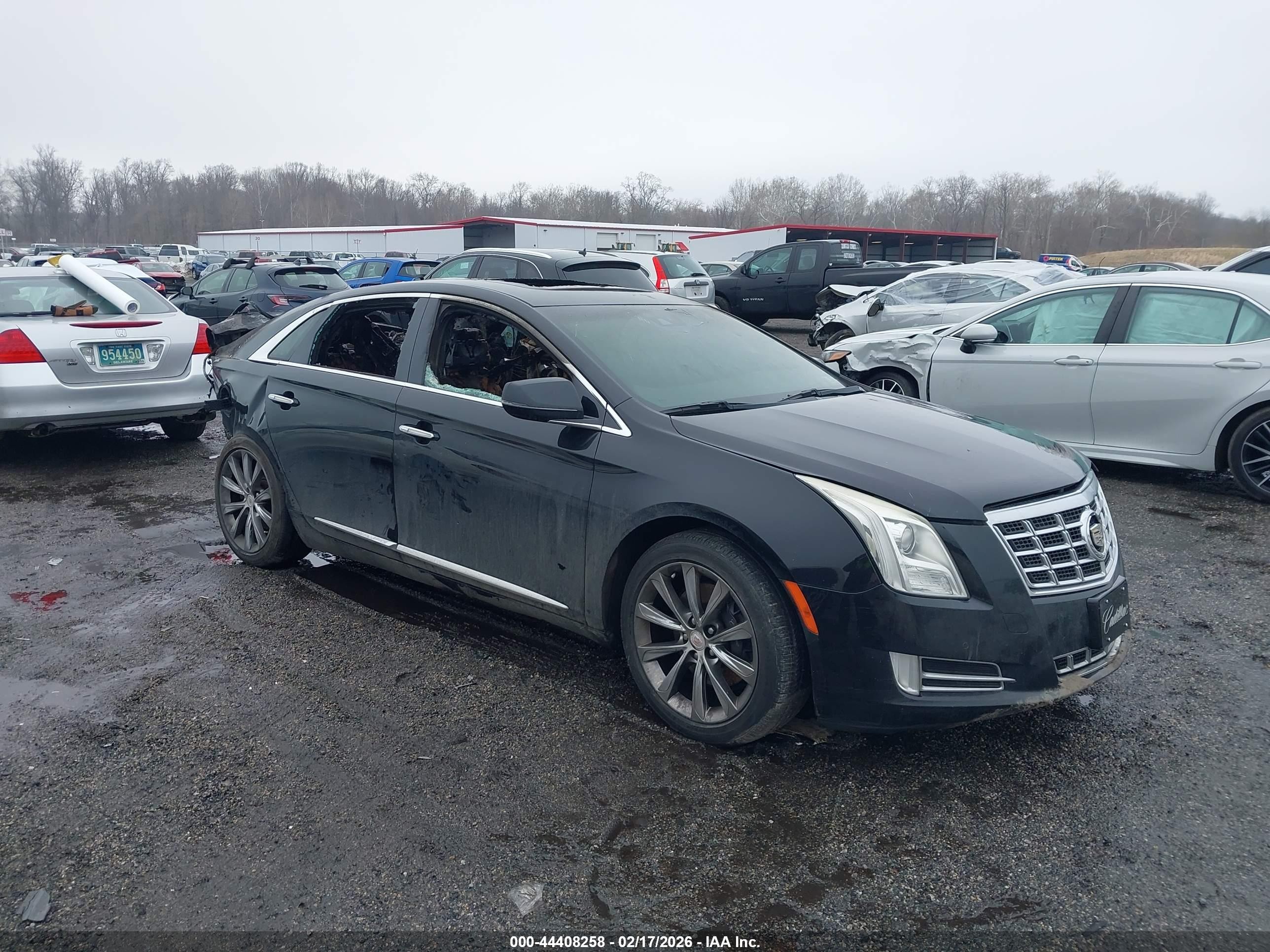 2013 Cadillac XTS Luxury, VIN 2G61P5S37D9187692 — Burn