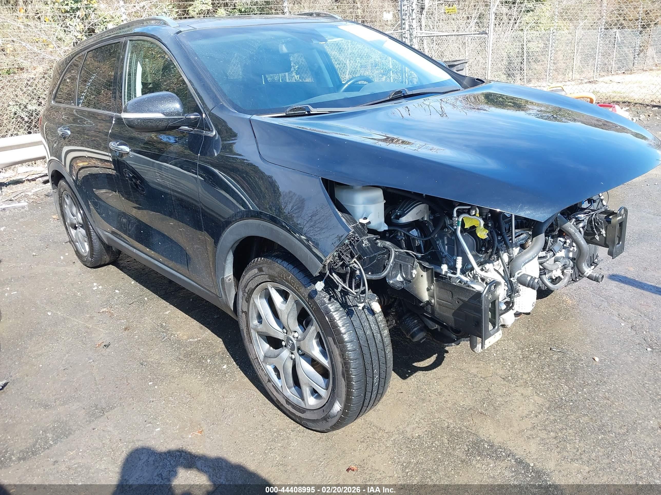 2019 Kia Sorento EX, VIN 5XYPH4A56KG591019 — Front end