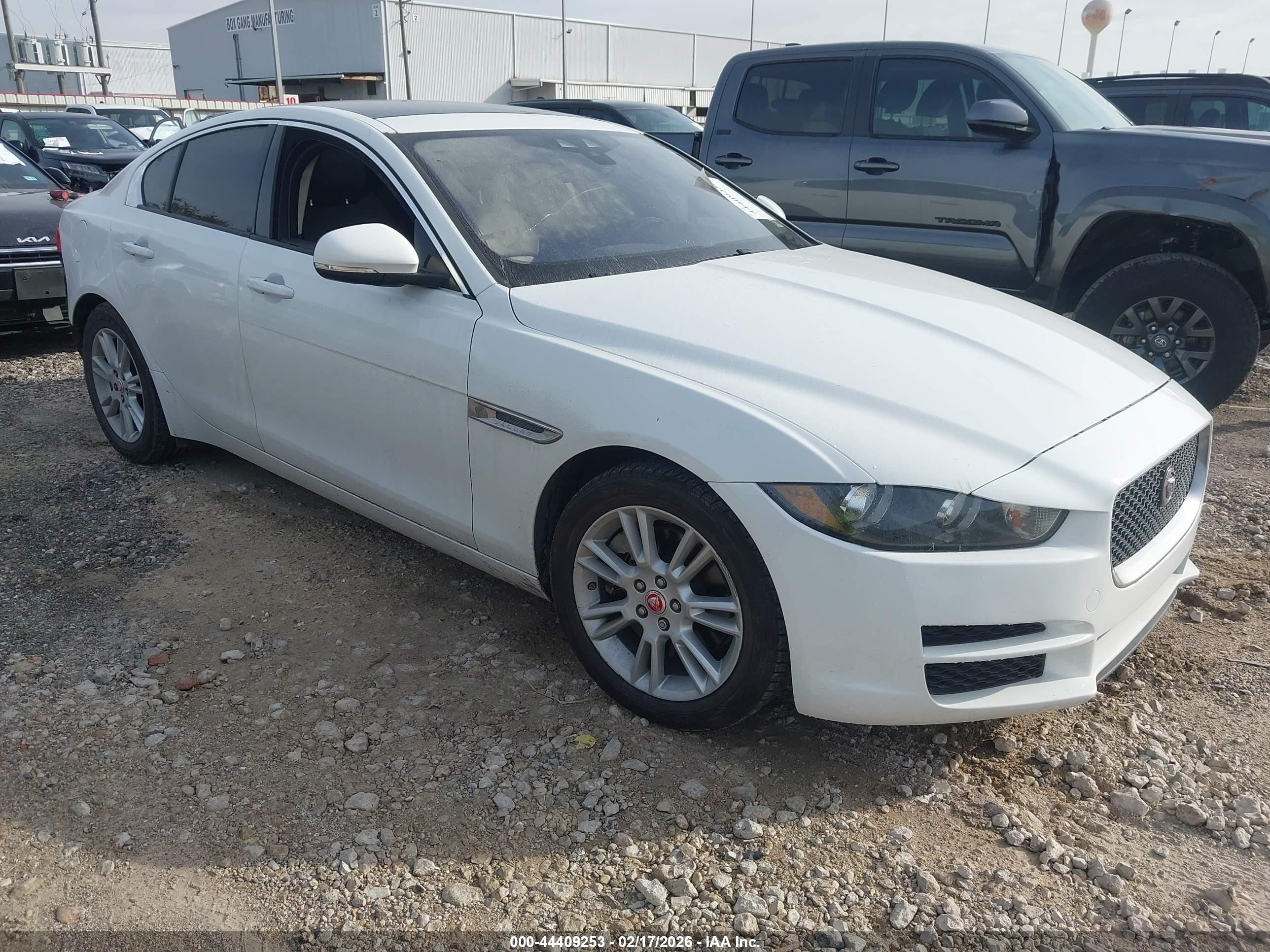 2018 Jaguar XE 25t Premium, VIN SAJAD4FX9JCP32648 — Rear end