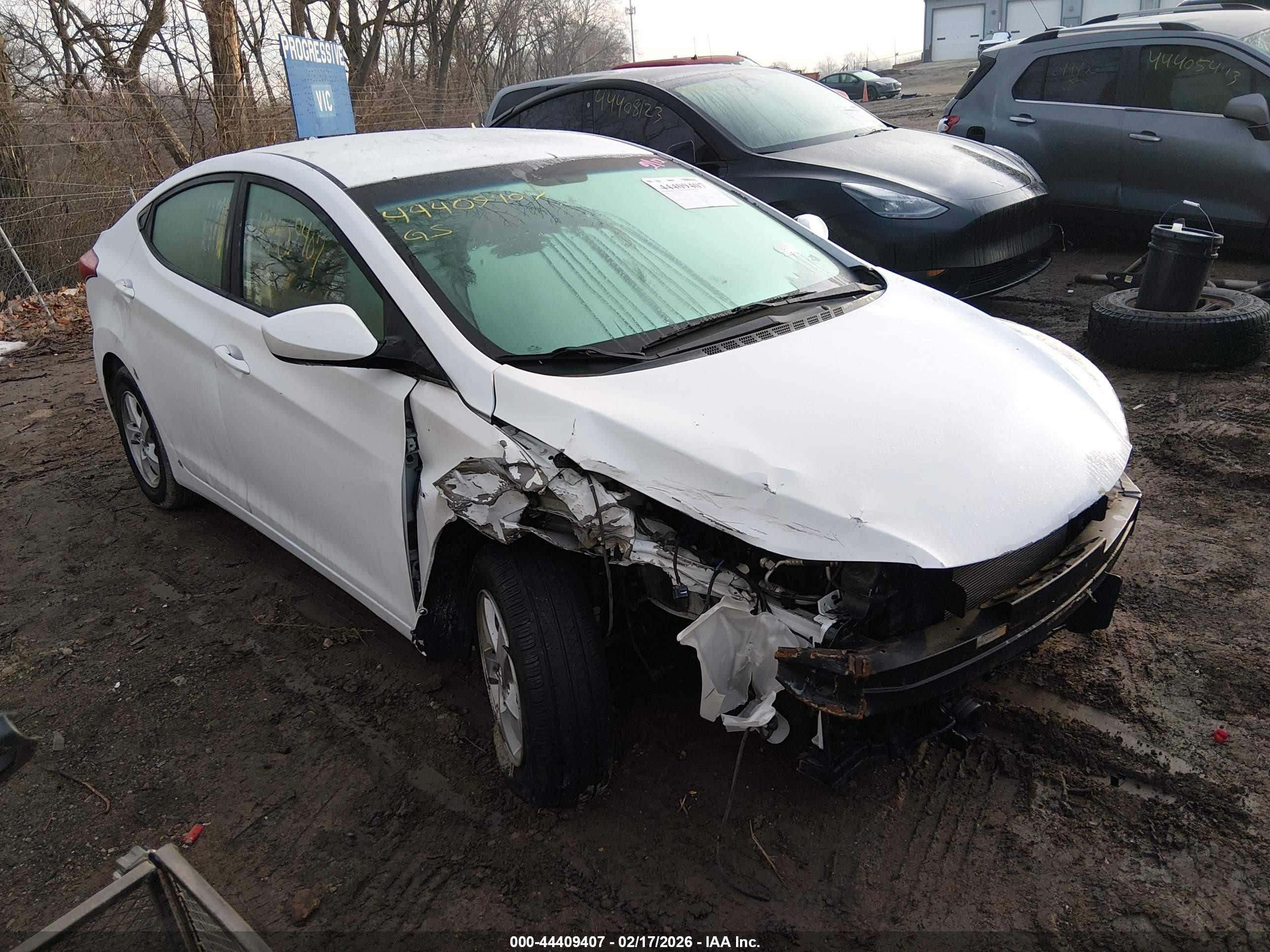 2015 Hyundai Elantra SE, VIN 5NPDH4AE6FH621024 — Front end