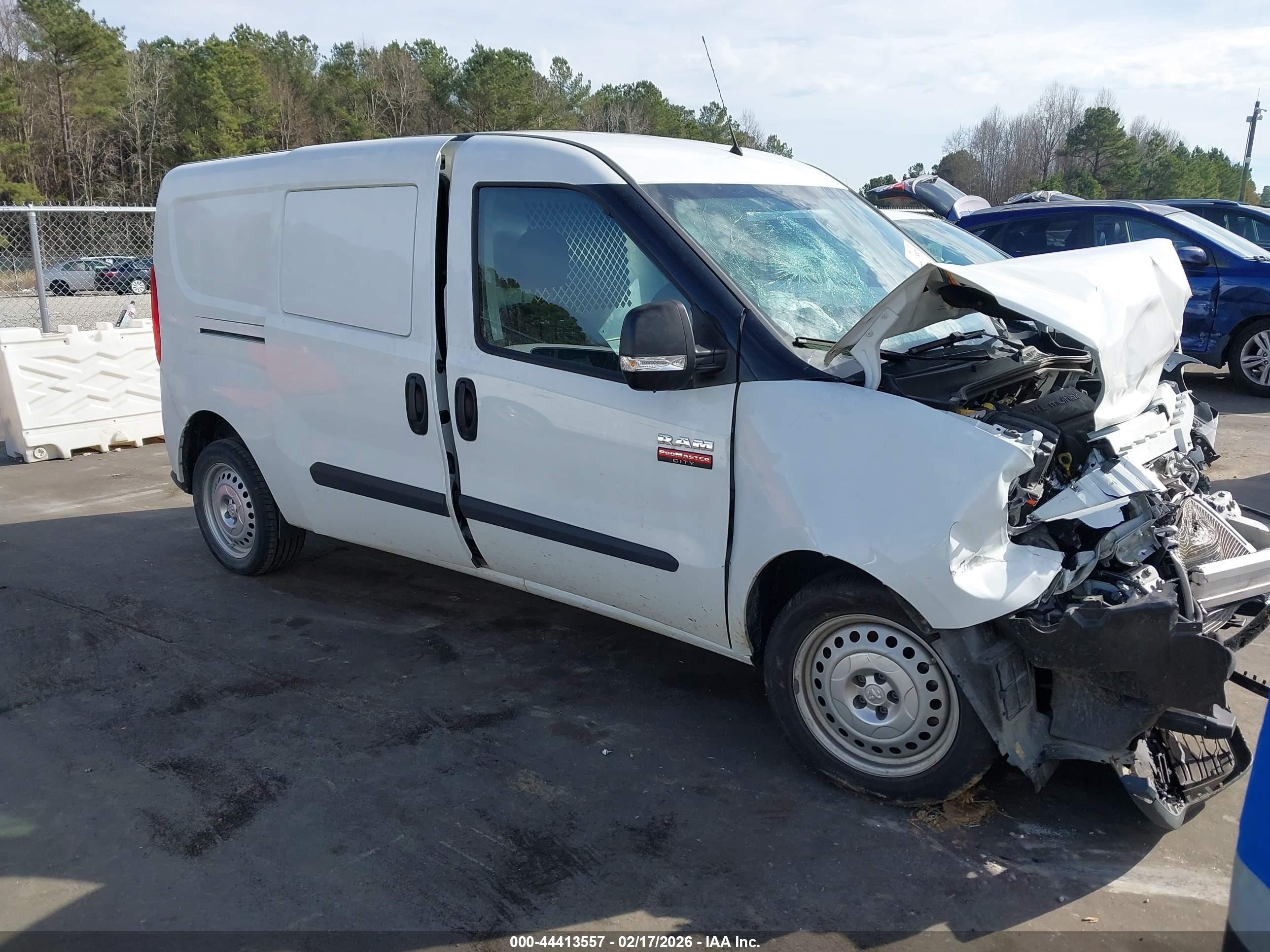 2022 Ram ProMaster City Passenger, VIN ZFBHRFAB2N6X51023 — Перед