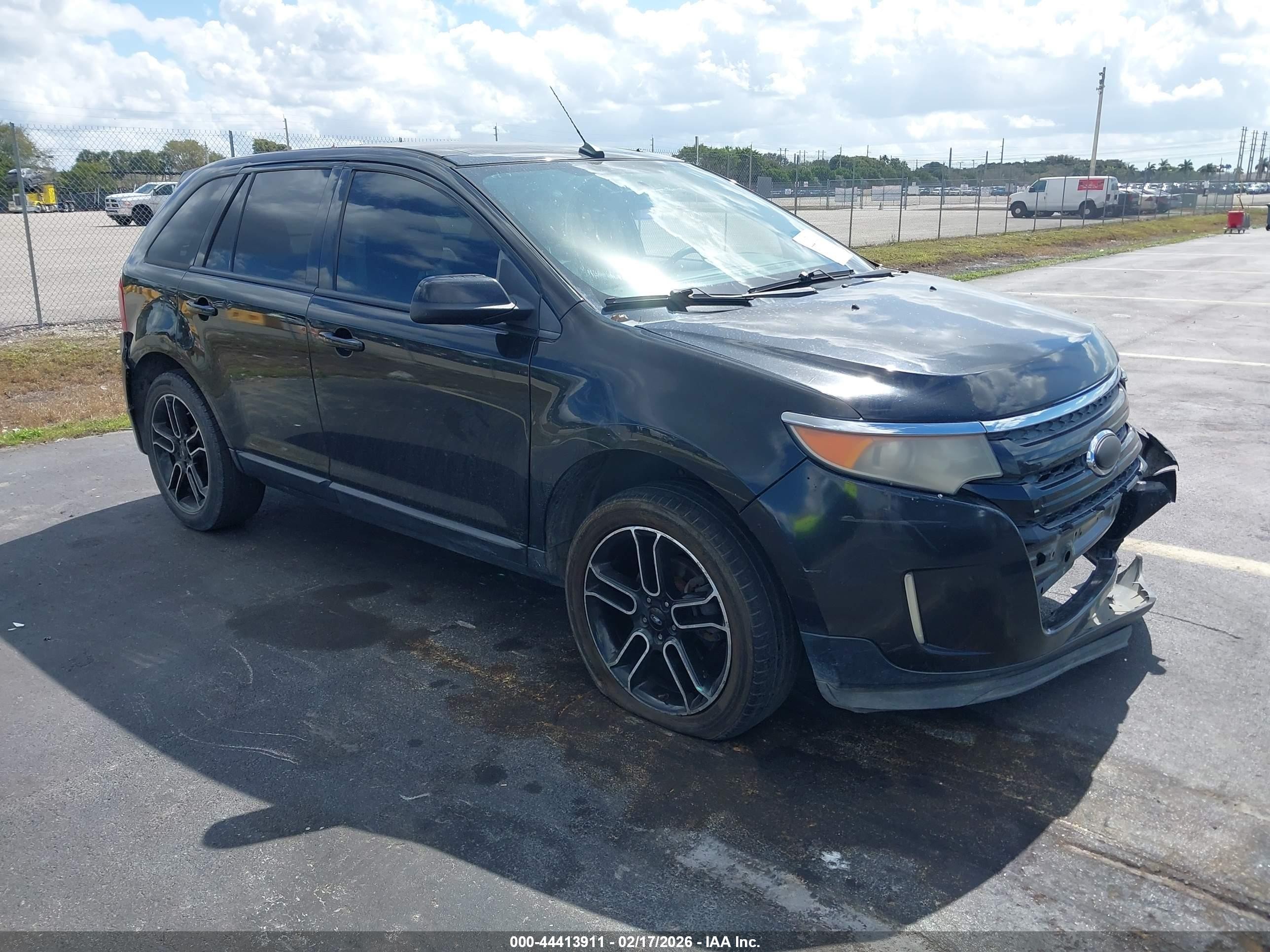 2013 Ford Edge SEL, VIN 2FMDK4JC8DBE19743 — Front end