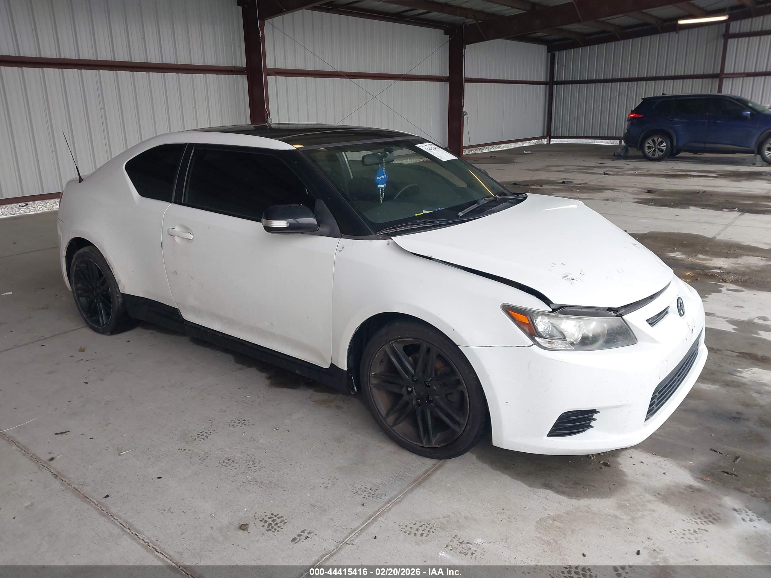 2013 Scion tC, VIN JTKJF5C70D3059457 — Front end