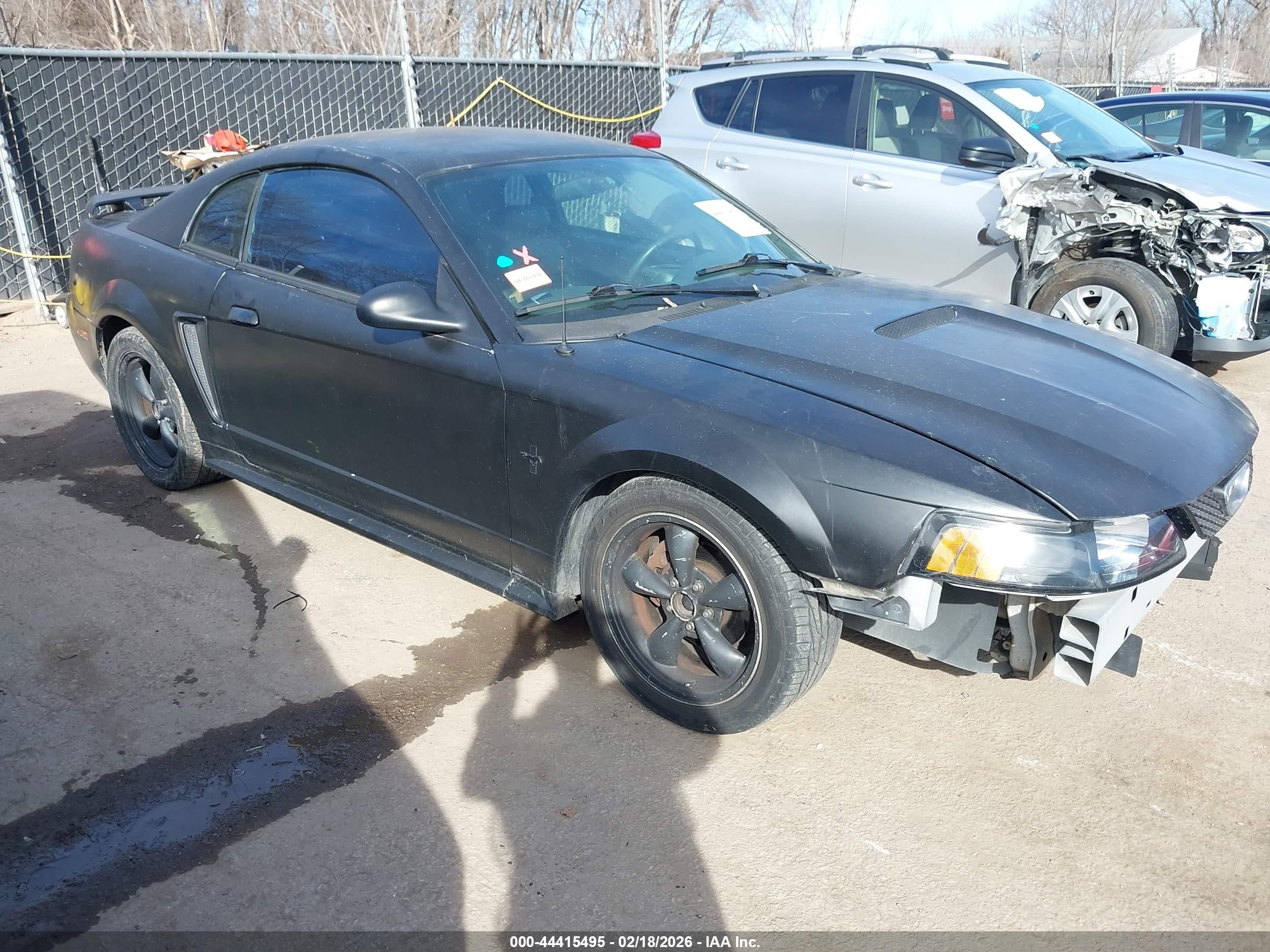 2002 Ford Mustang Standard, VIN 1FAFP40412F206983 — Auction photo