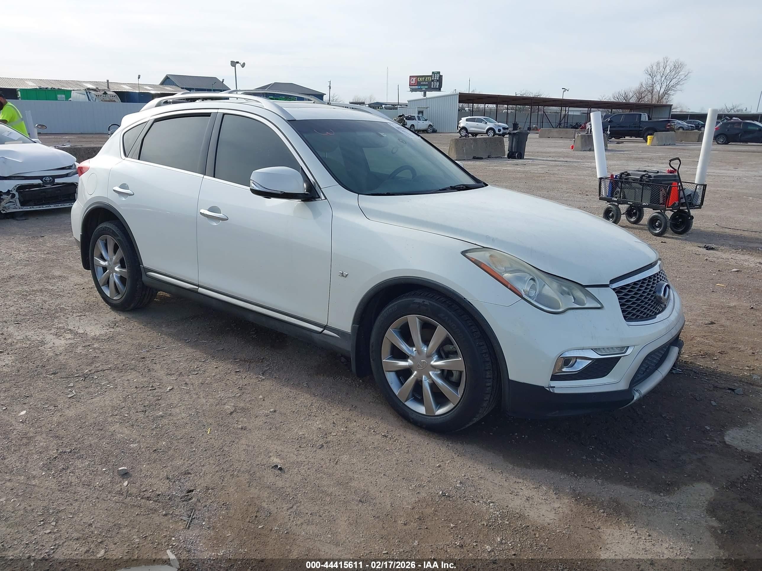 2017 Infiniti QX50, VIN JN1BJ0RP7HM385666 — Engine fire