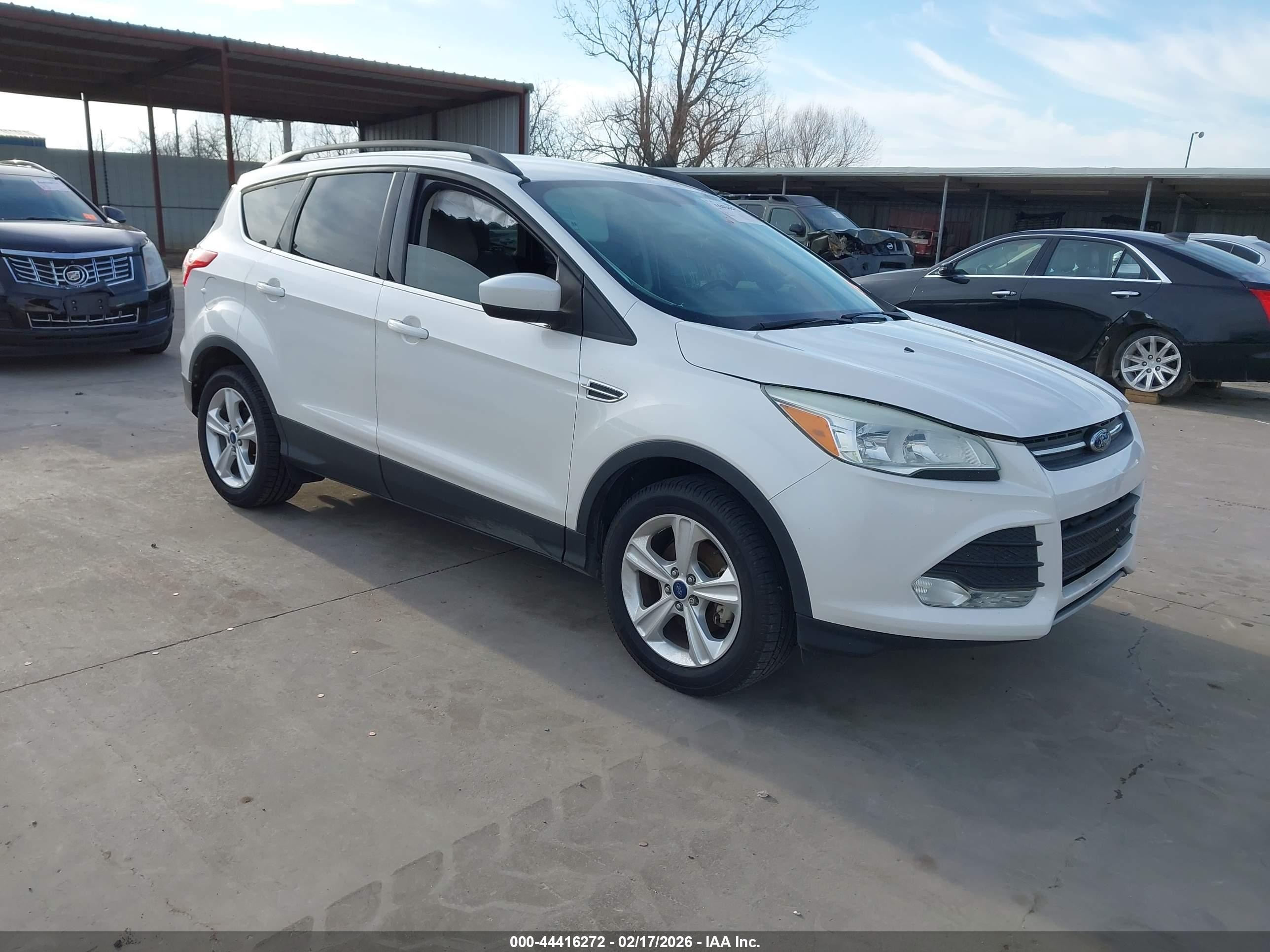2015 Ford Escape SE, VIN 1FMCU0GX8FUC61152 — Side