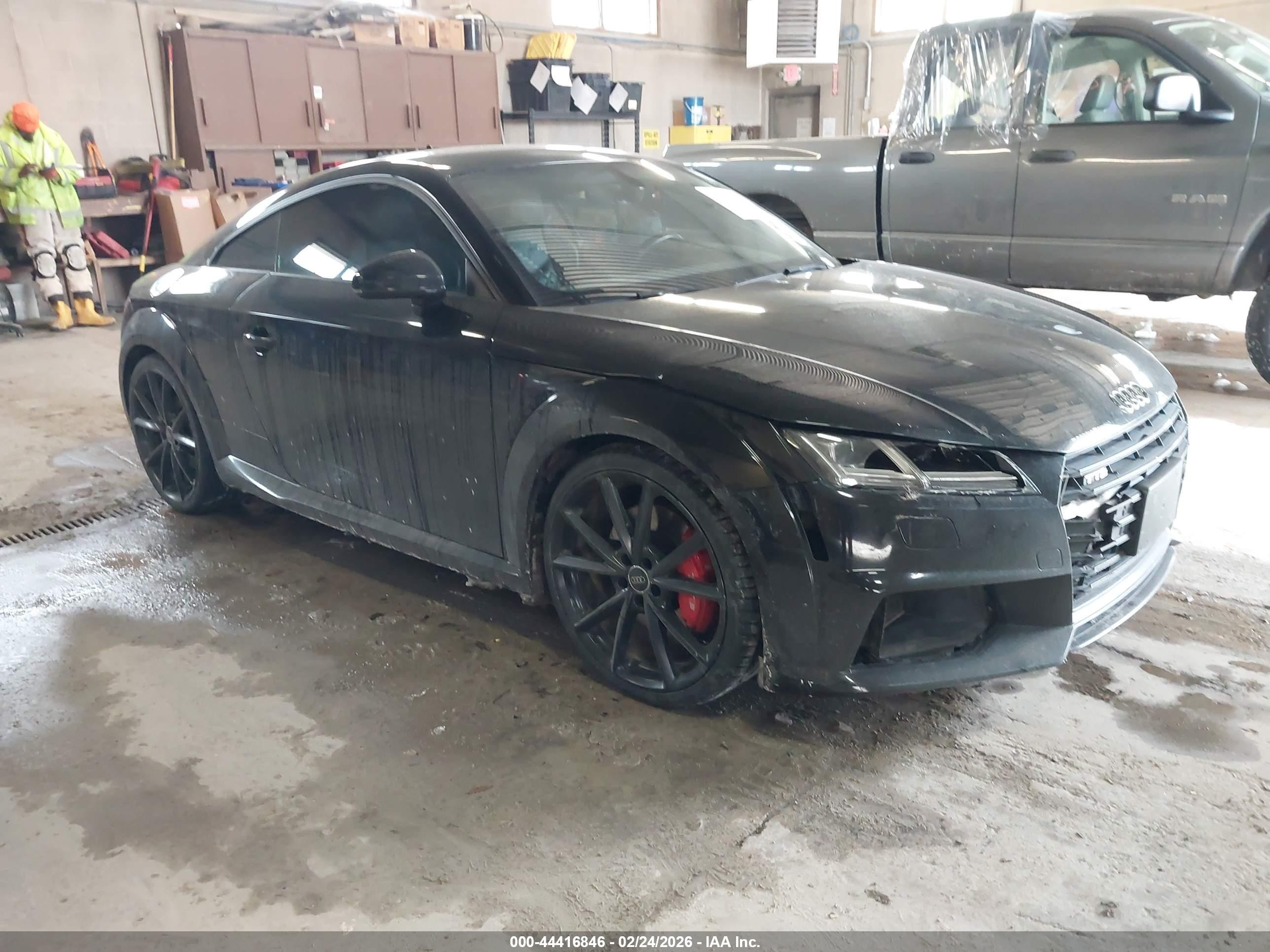 2017 Audi TTS, VIN TRUC1AFV8H1010404 — Перед