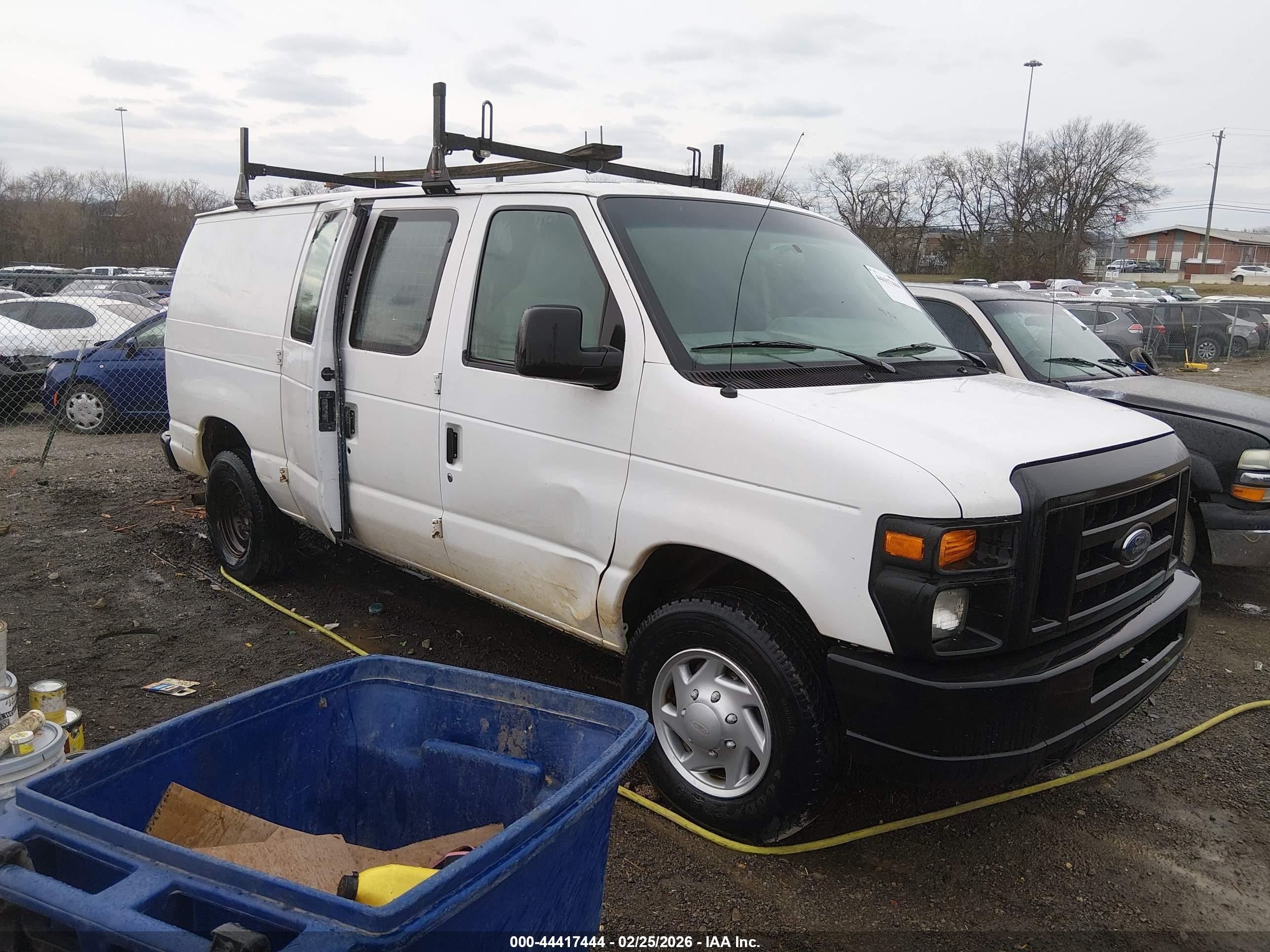 2010 Ford Econoline Cargo Commercial, VIN 1FTNE2EL3ADA54022 — Normal wear
