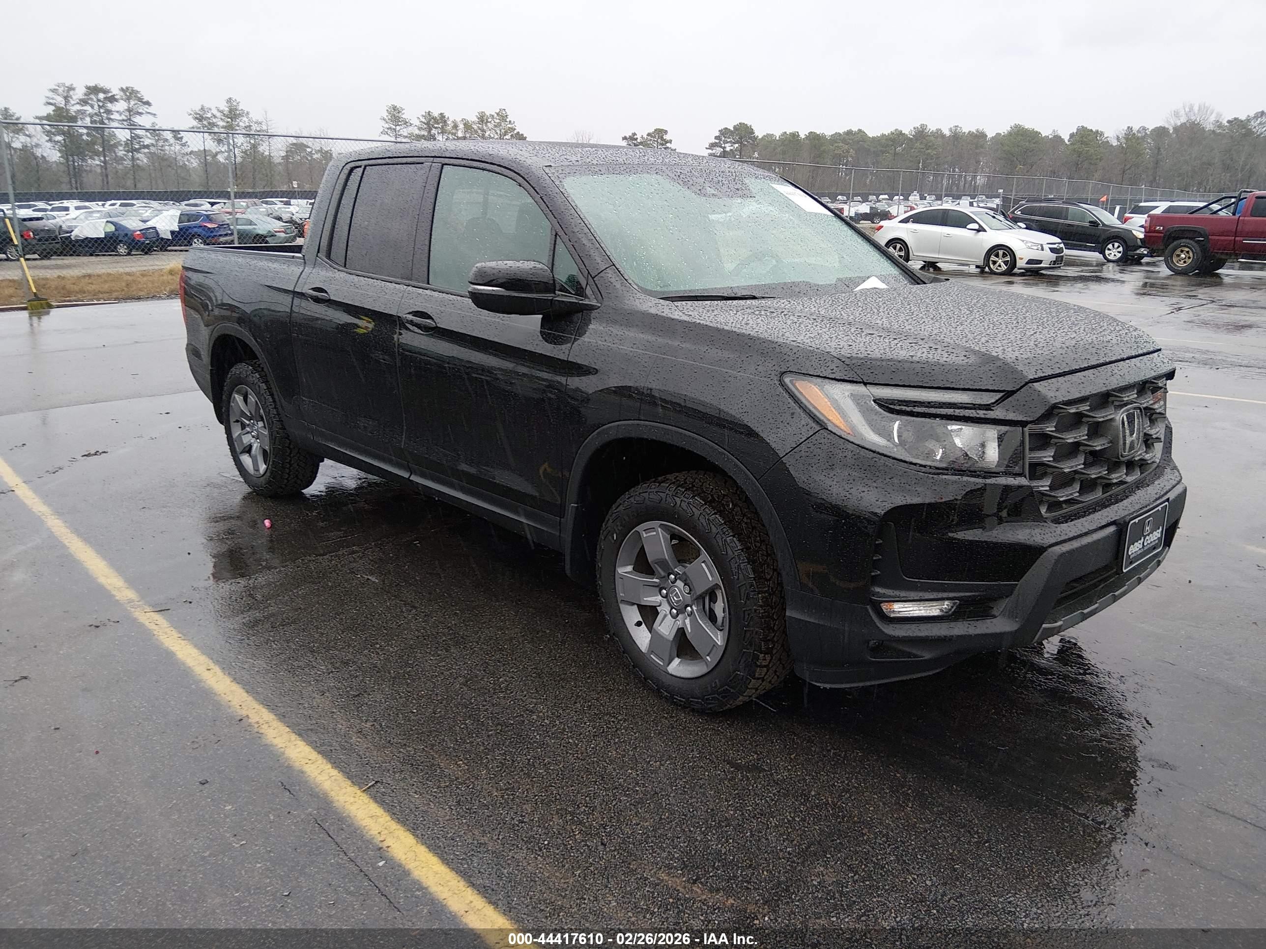 2025 Honda Ridgeline TrailSport, VIN 5FPYK3F6XSB026742 — Зад