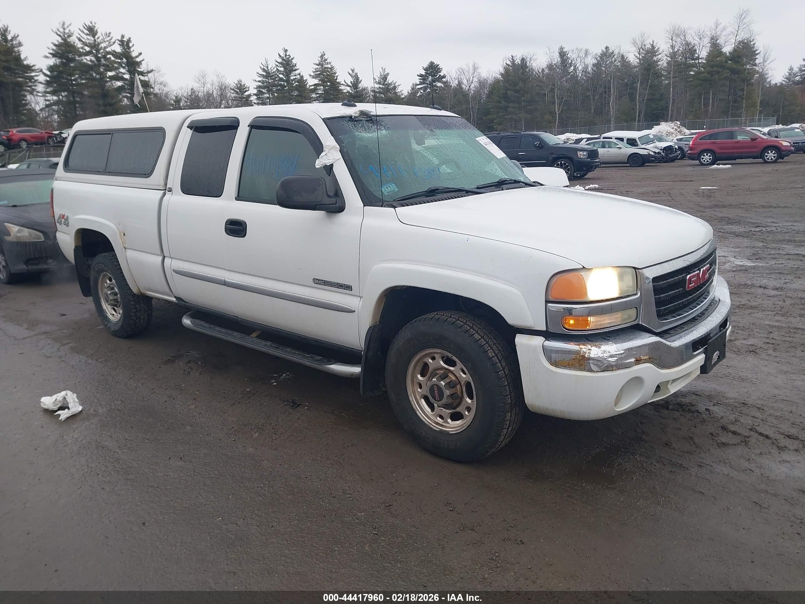 2003 GMC Sierra 2500 SLE, VIN 1GTGK29UX3Z326382 — Roof