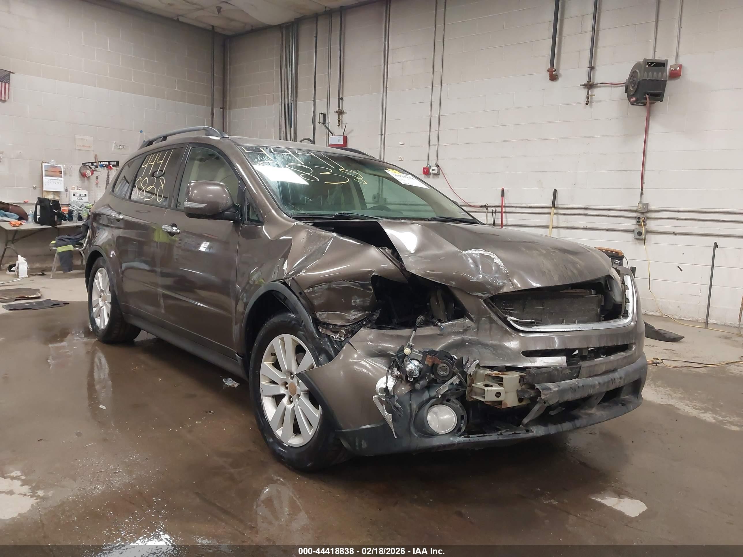 2008 Subaru Tribeca Limited, VIN 4S4WX97D984401646 — Front end