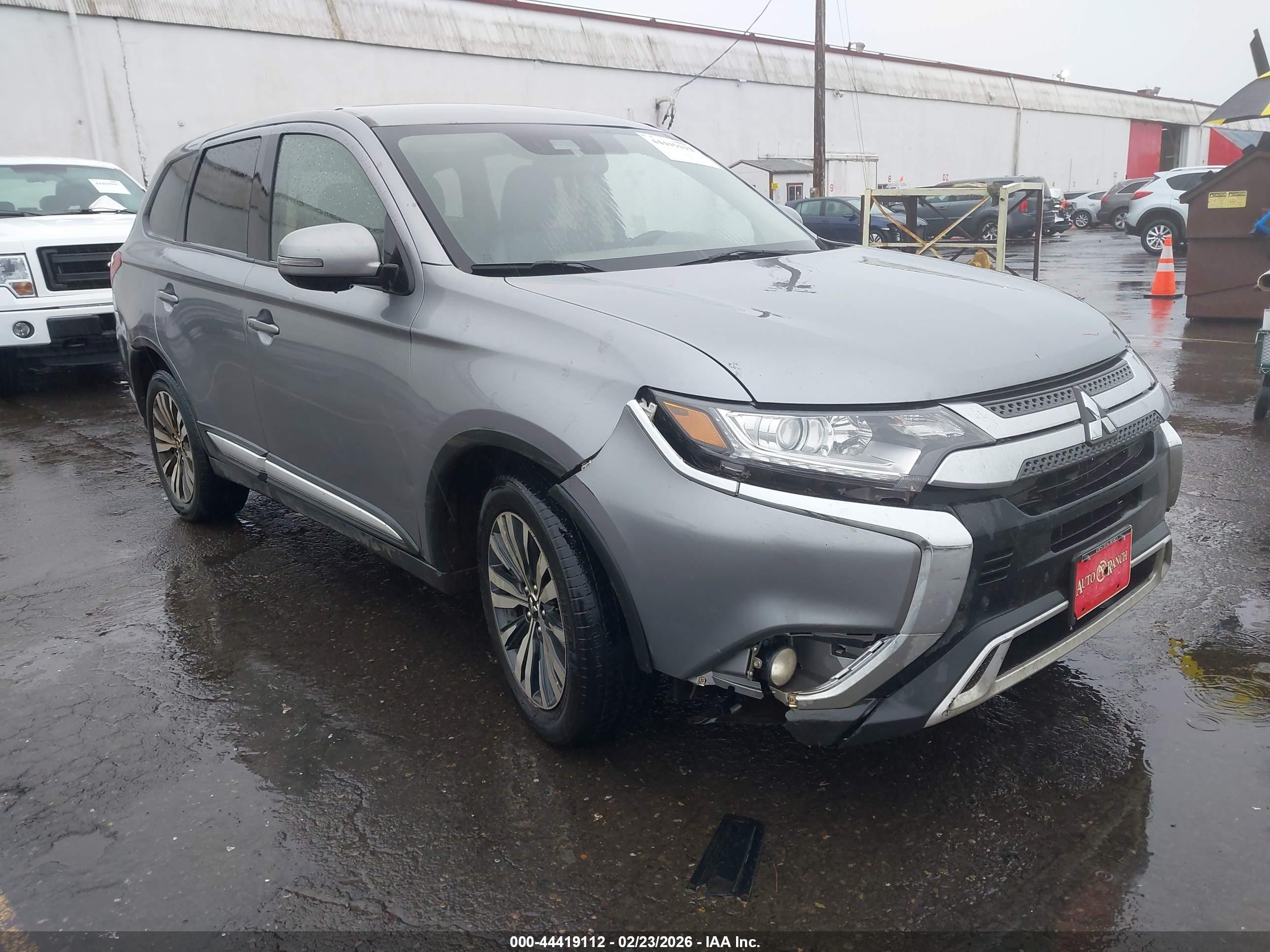 2020 Mitsubishi Outlander ES, VIN JA4AZ3A37LZ027372 — Biohazard / chemical