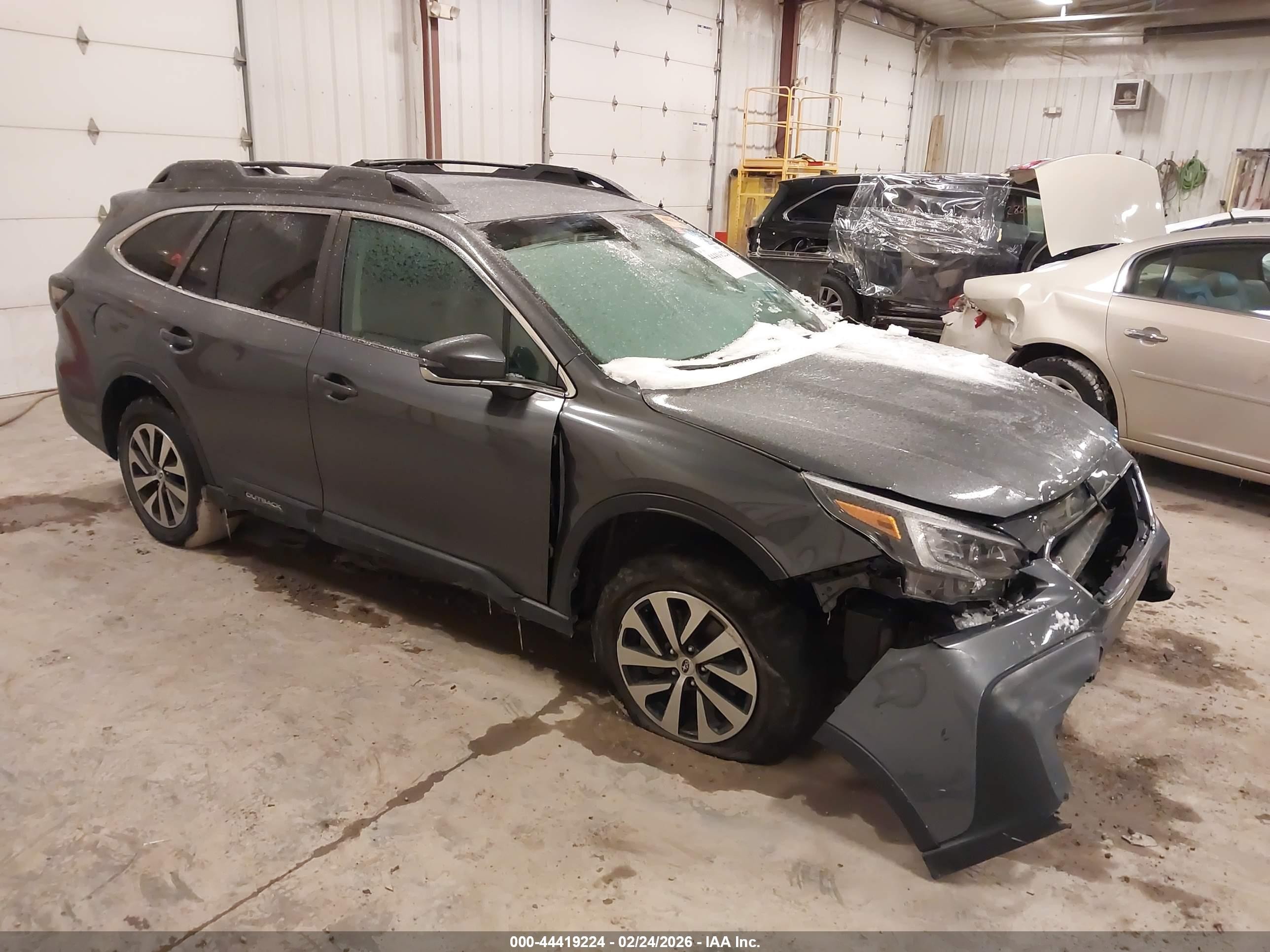 2021 Subaru Outback Premium, VIN 4S4BTADC8M3129307 — Repossession