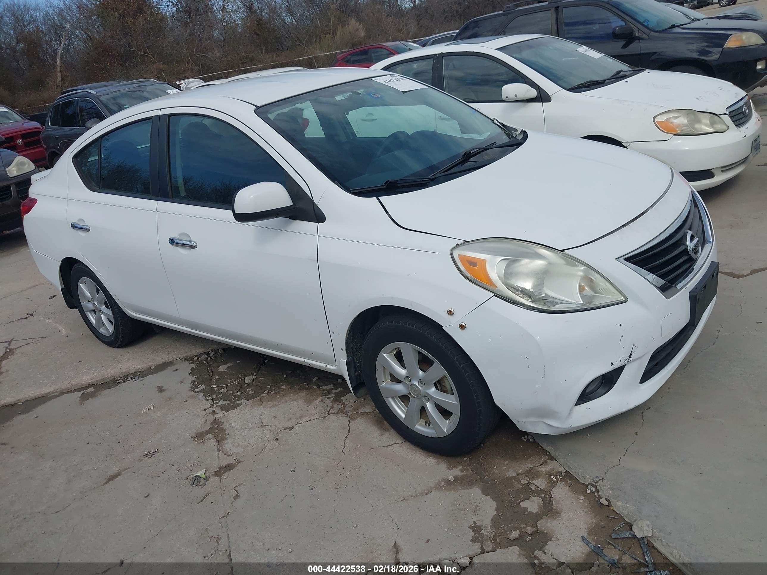 2013 Nissan Versa SV, VIN 3N1CN7AP8DL876491 — Normal wear