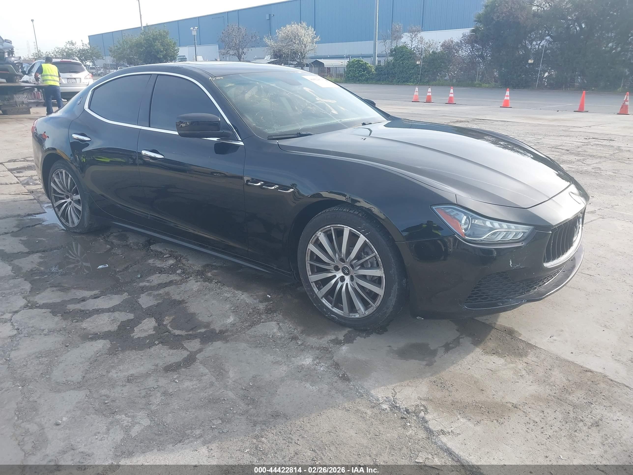 2016 Maserati Ghibli S, VIN ZAM57RSA7G1187524 — Зад