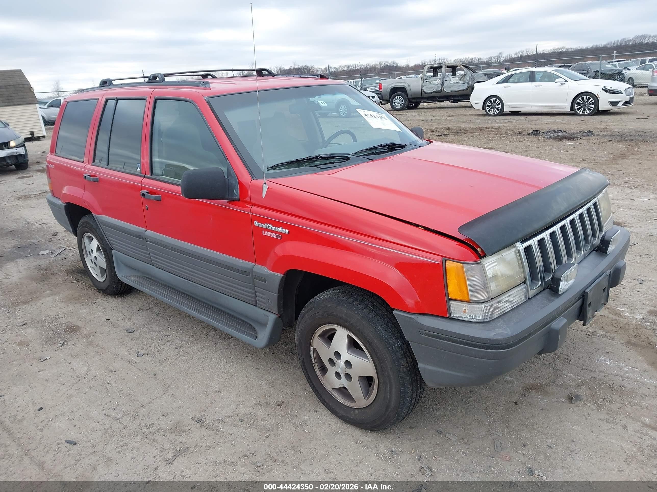 1994 Jeep Grand Cherokee Laredo, VIN 1J4GZ58S3RC286875 — Normal wear