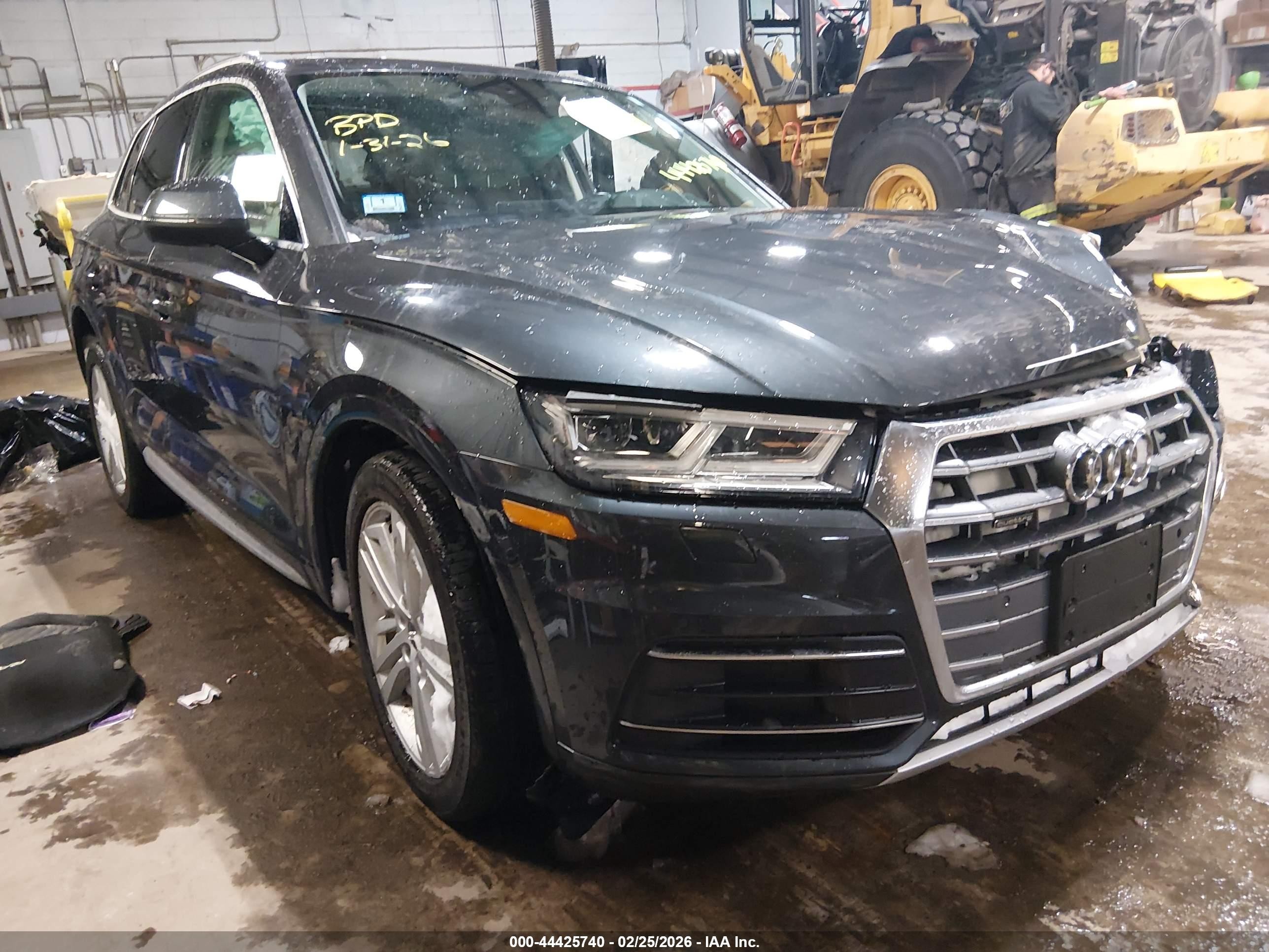 2019 Audi Q5 Premium Plus, VIN WA1BNAFY4K2104814 — Front end