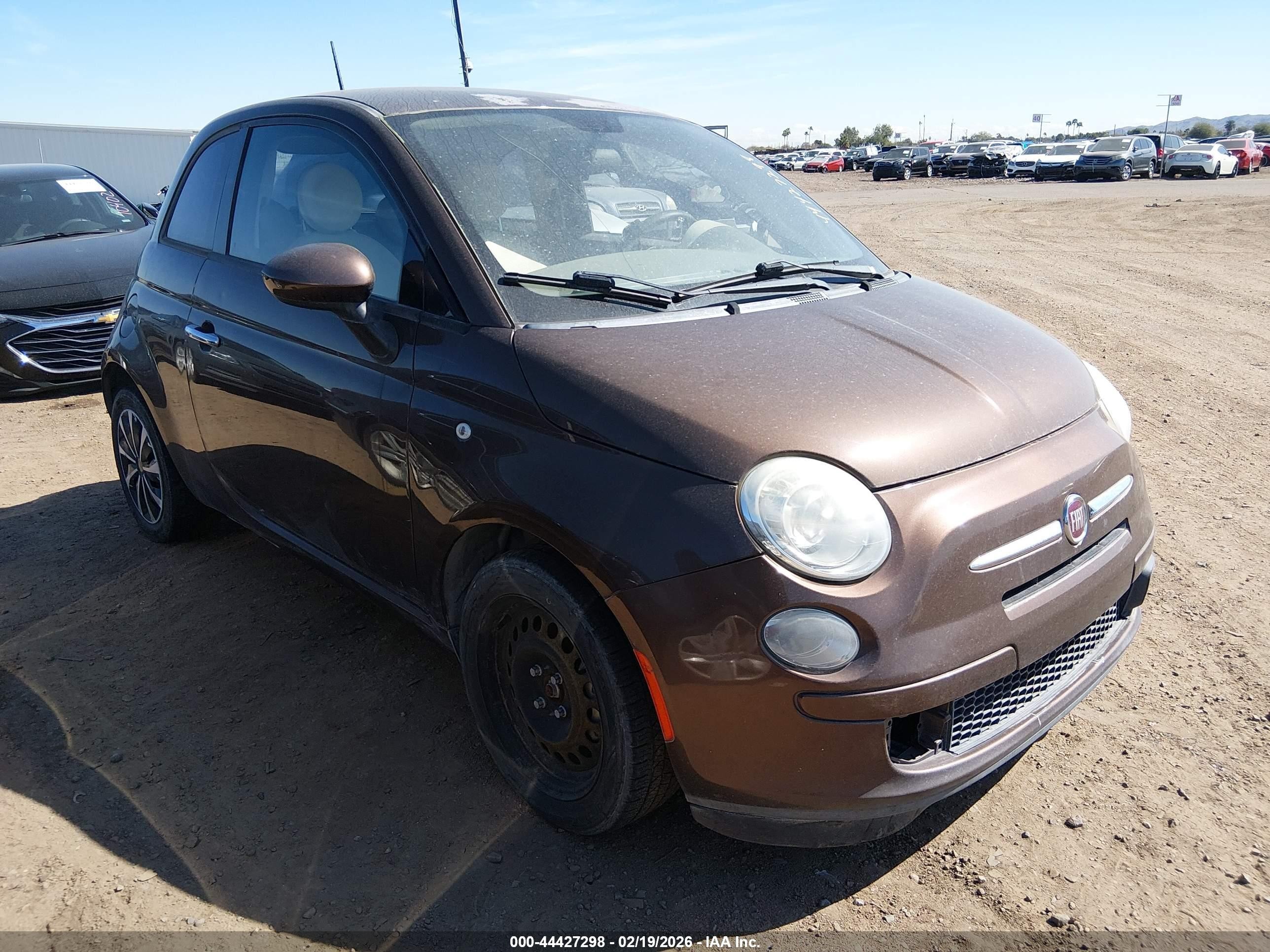 2015 FIAT 500 Pop, VIN 3C3CFFAR9FT613391 — Front end