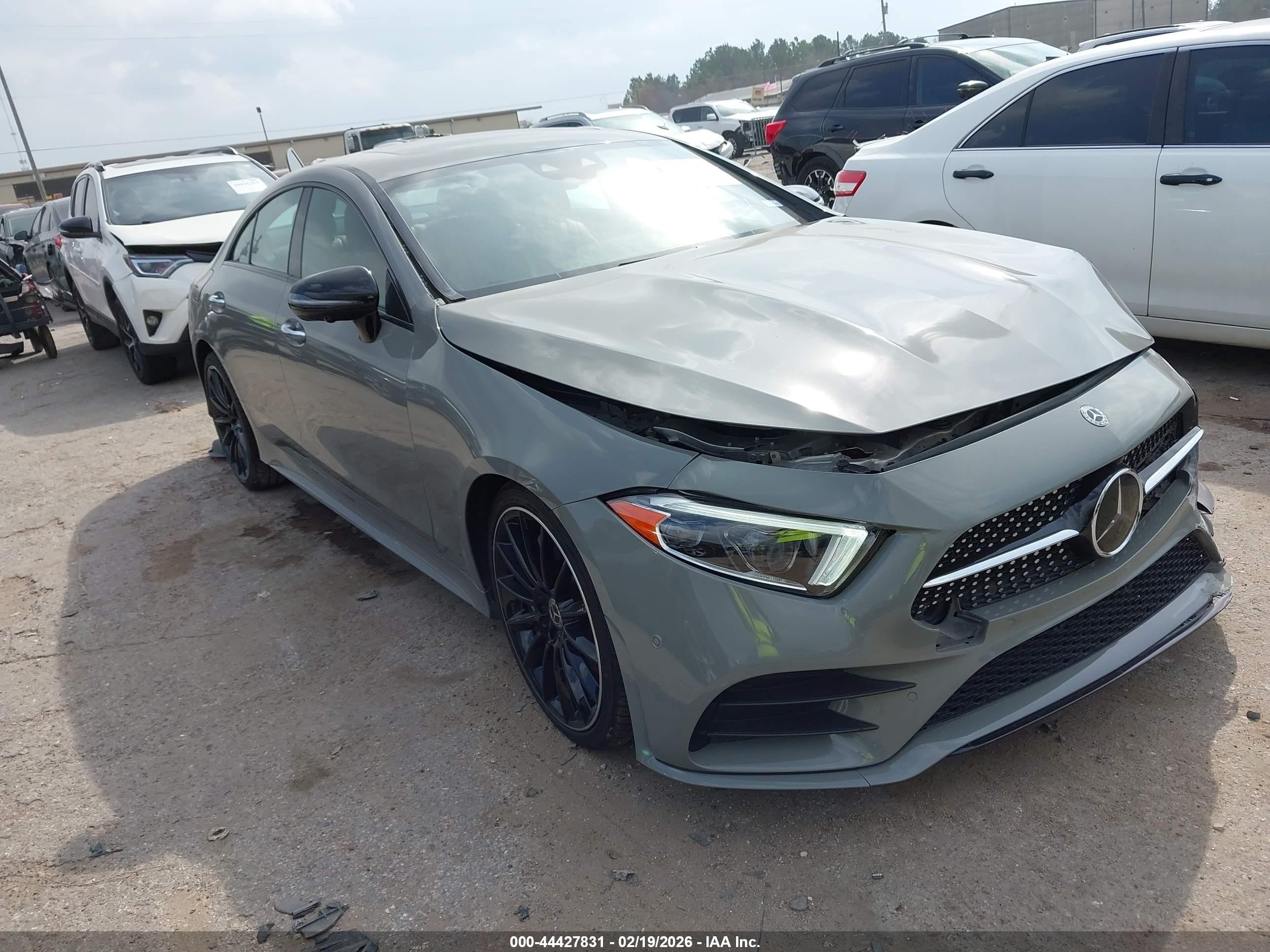 2021 Mercedes-Benz CLS 450, VIN W1K2J5JB1MA089330 — Front end