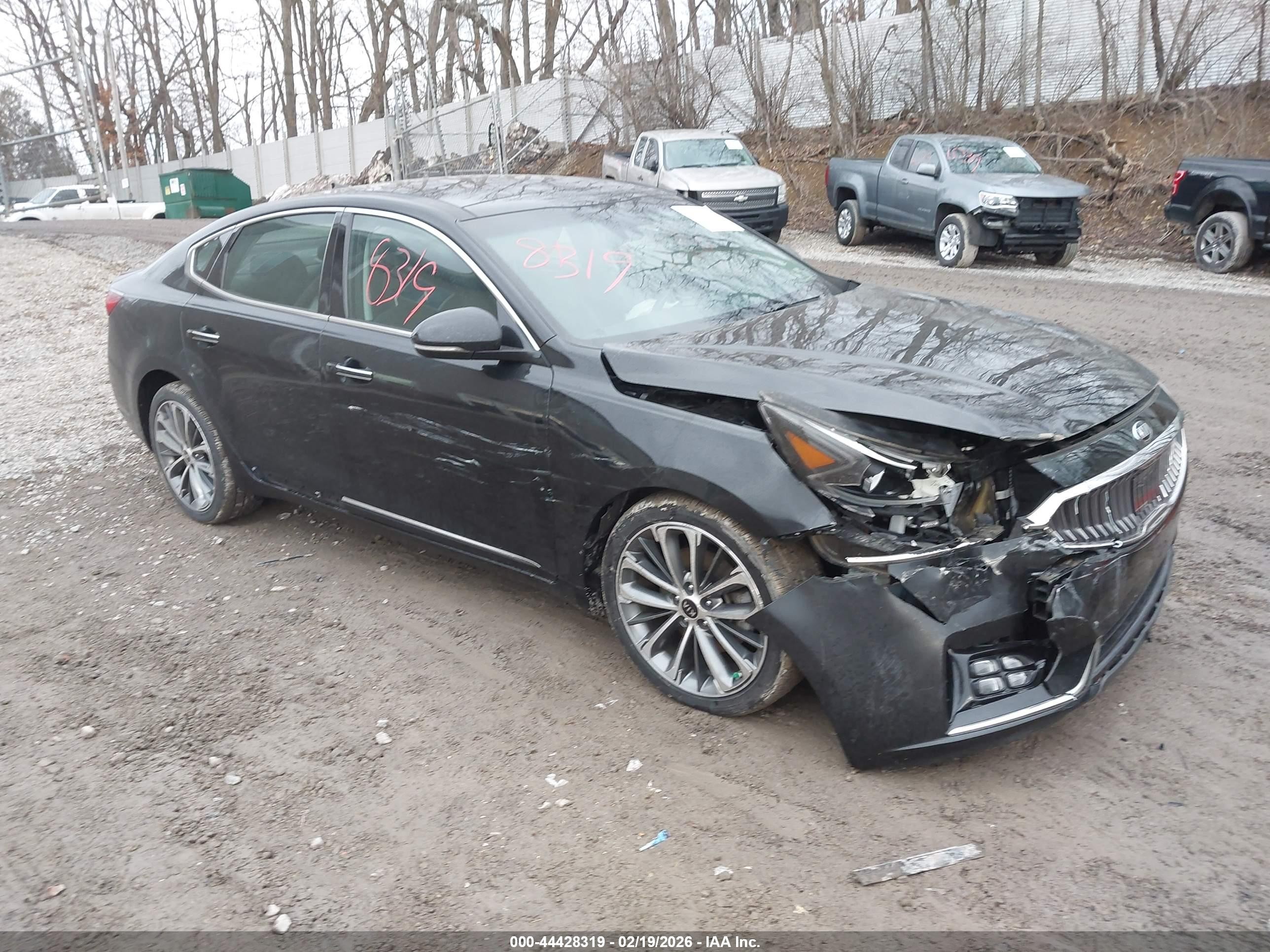 2019 Kia Cadenza Technology, VIN KNALC4J12K5170687 — Front end