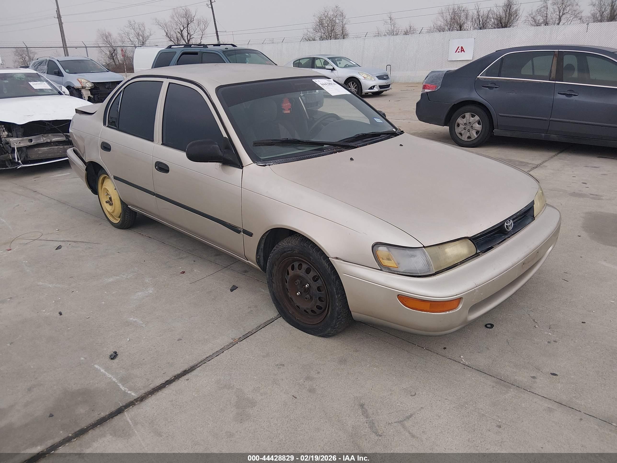 1995 Toyota Corolla, VIN 1NXAE04BXSZ277909 — Rear end