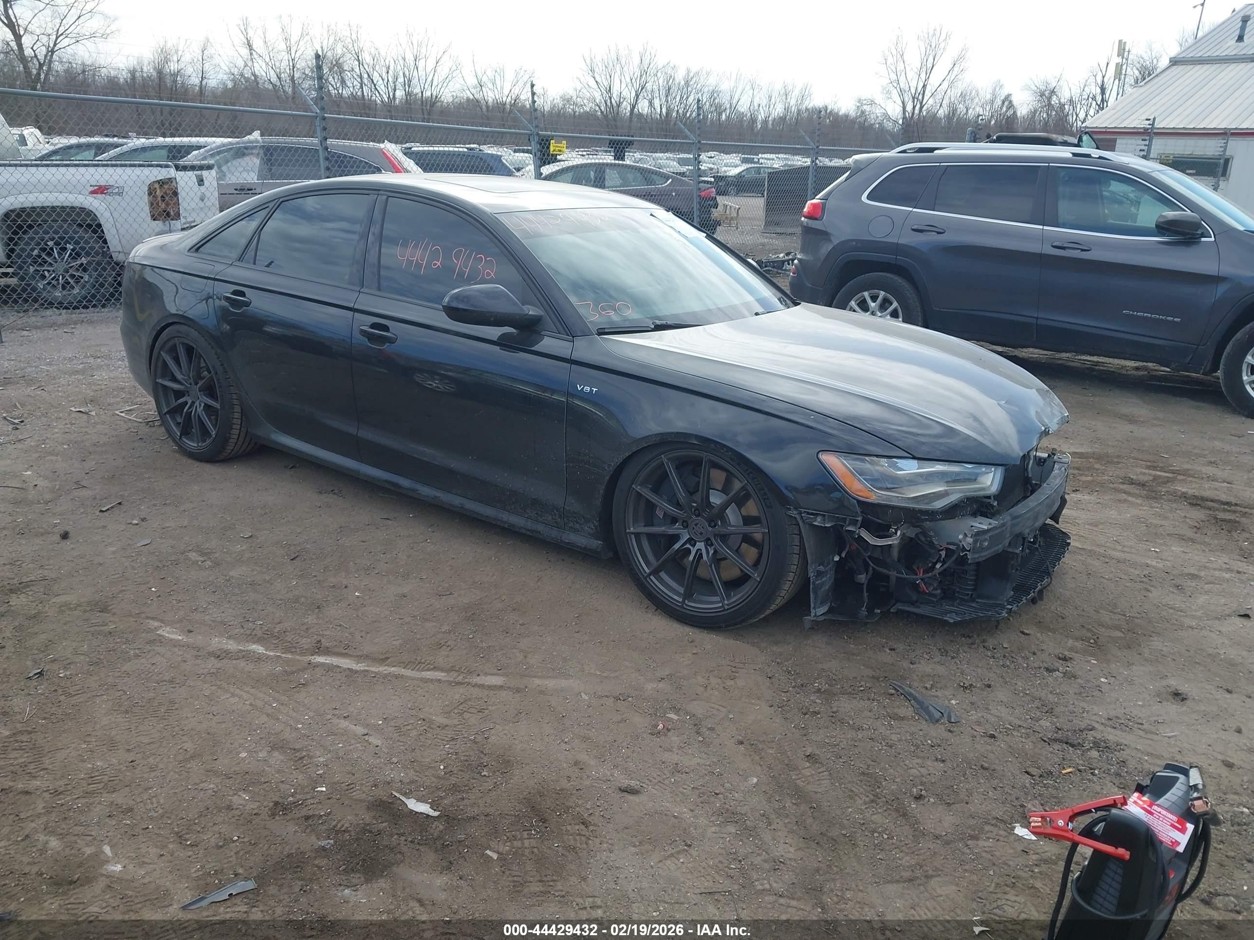 2014 Audi S6 Prestige, VIN WAUF2AFC4EN153709 — Front end