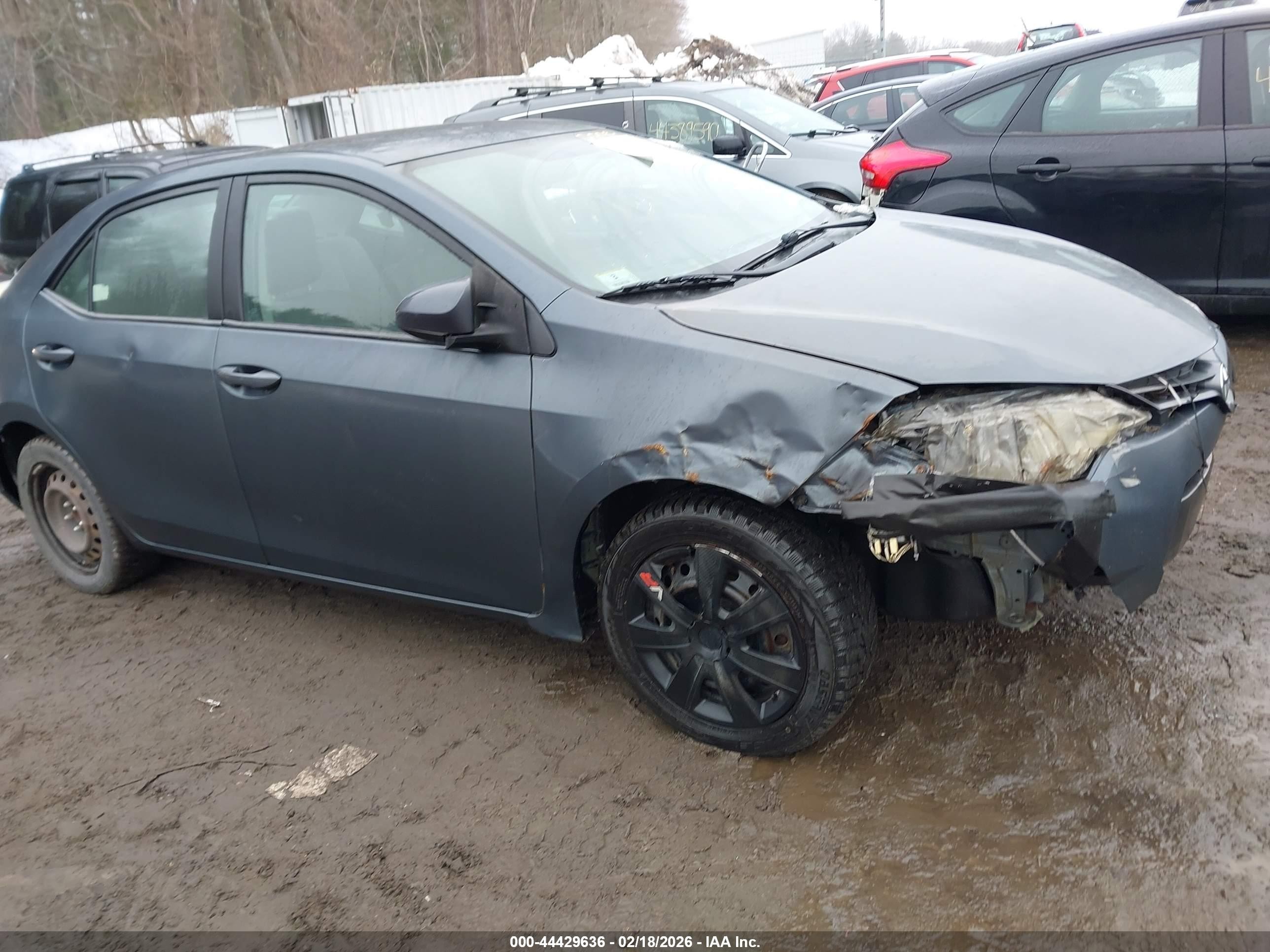 2015 Toyota Corolla S Premium, VIN 2T1BURHE7FC459042 — Normal wear