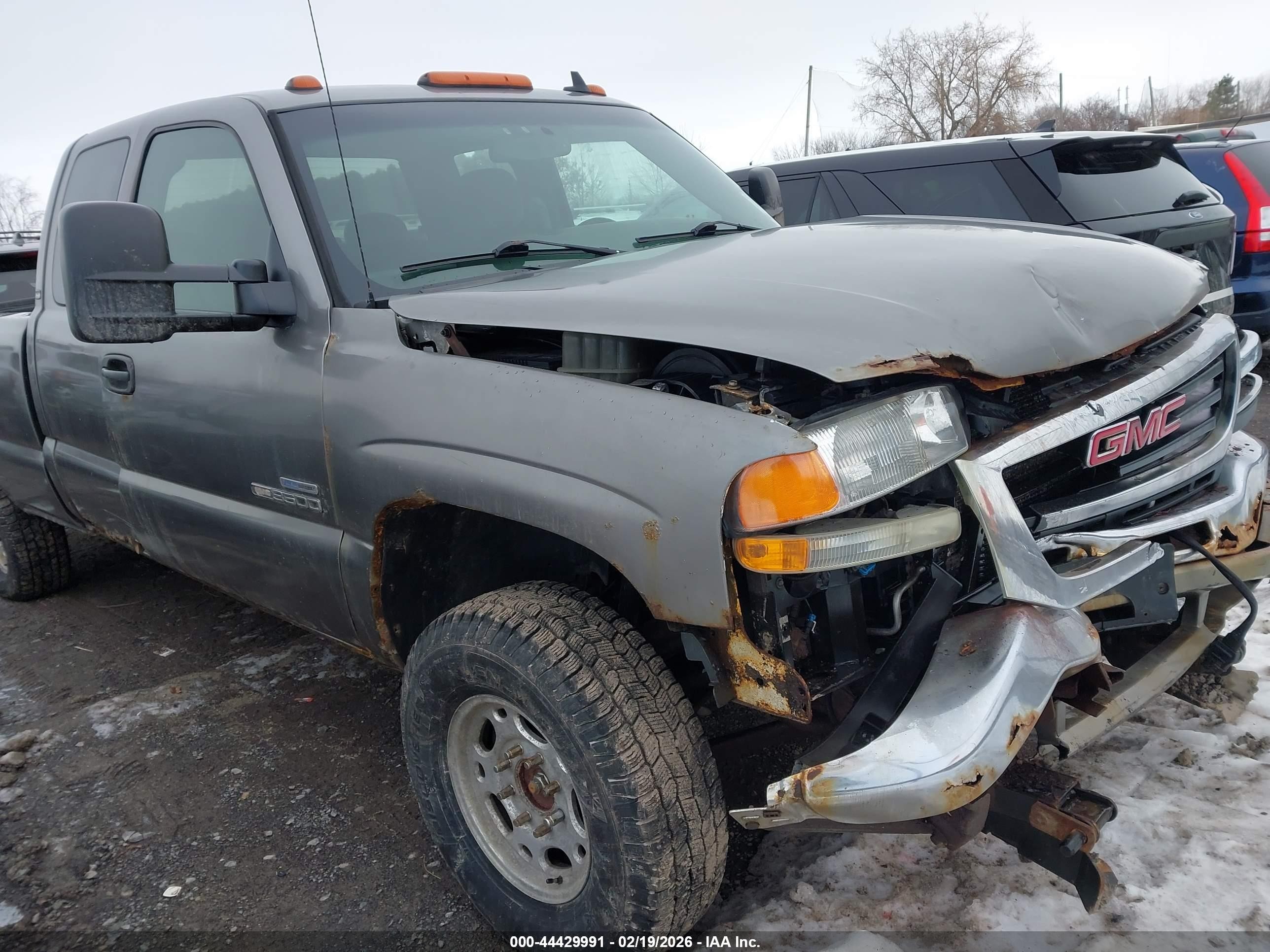 2006 GMC Sierra 3500, VIN 1GTHK39D26E291343 — Front end