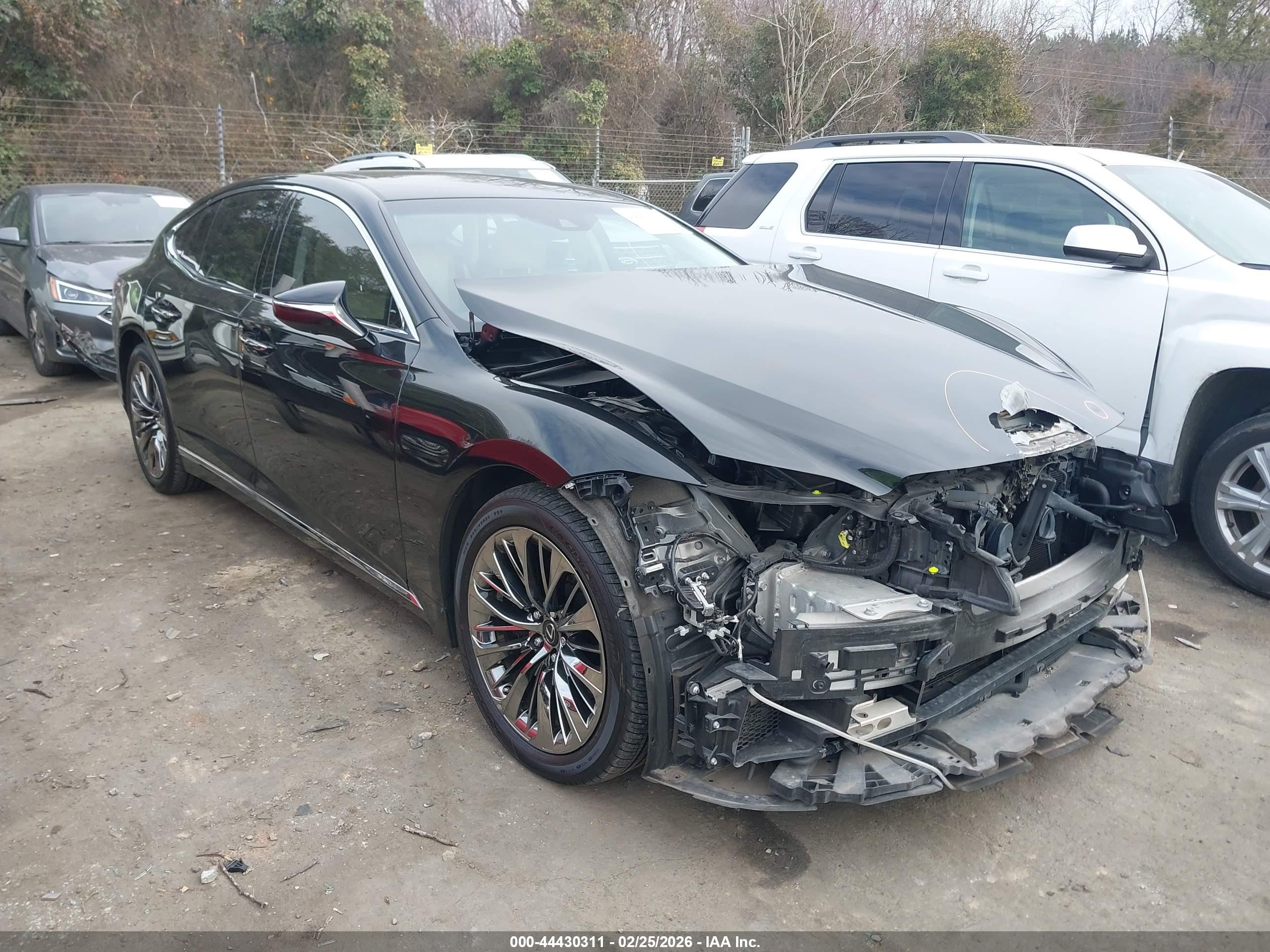 2018 Lexus LS 500 F Sport, VIN JTHB51FF2J5005232 — Front end
