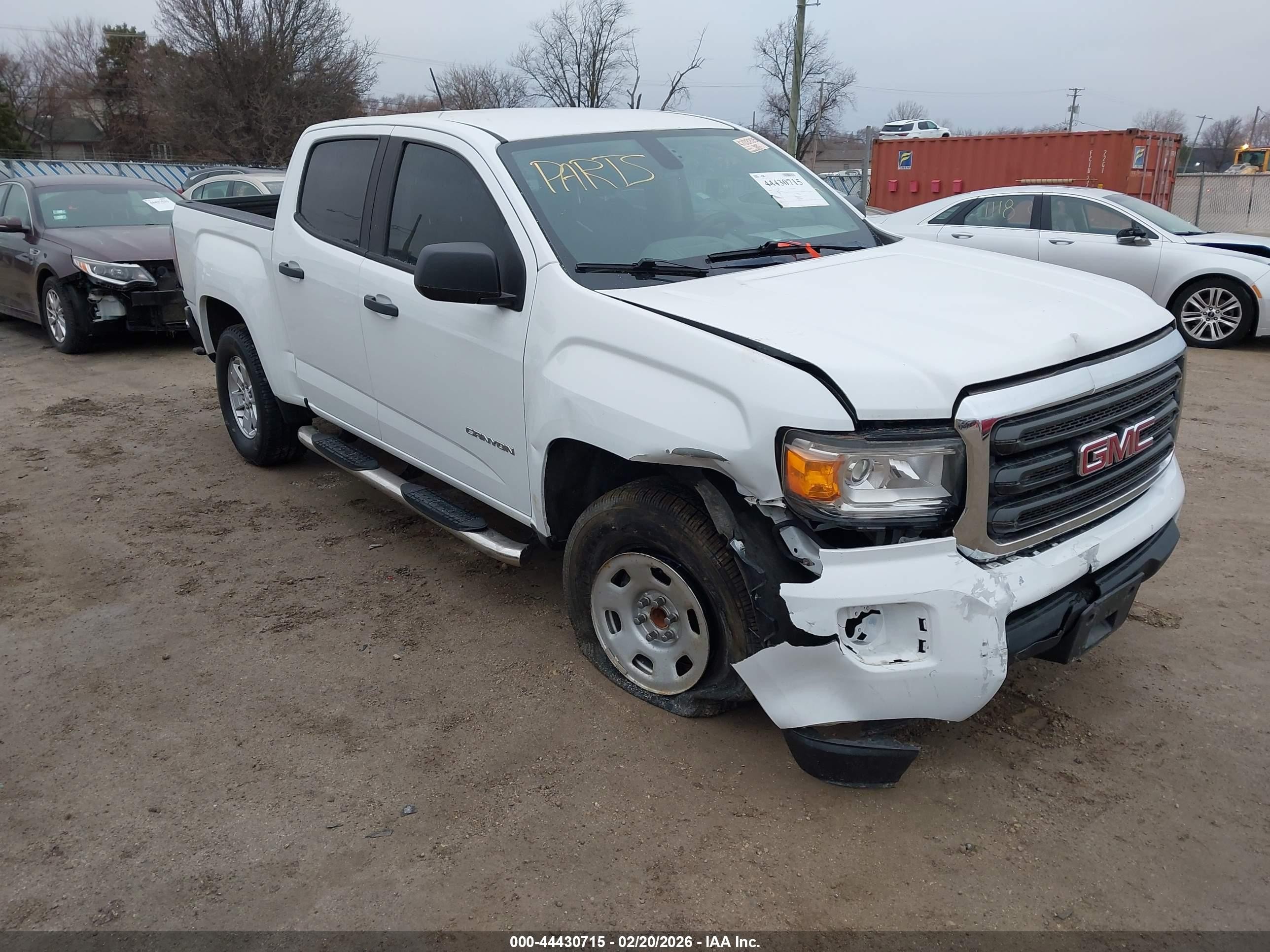 2018 GMC Canyon 2WD, VIN 1GTG5BENXJ1319398 — Front end