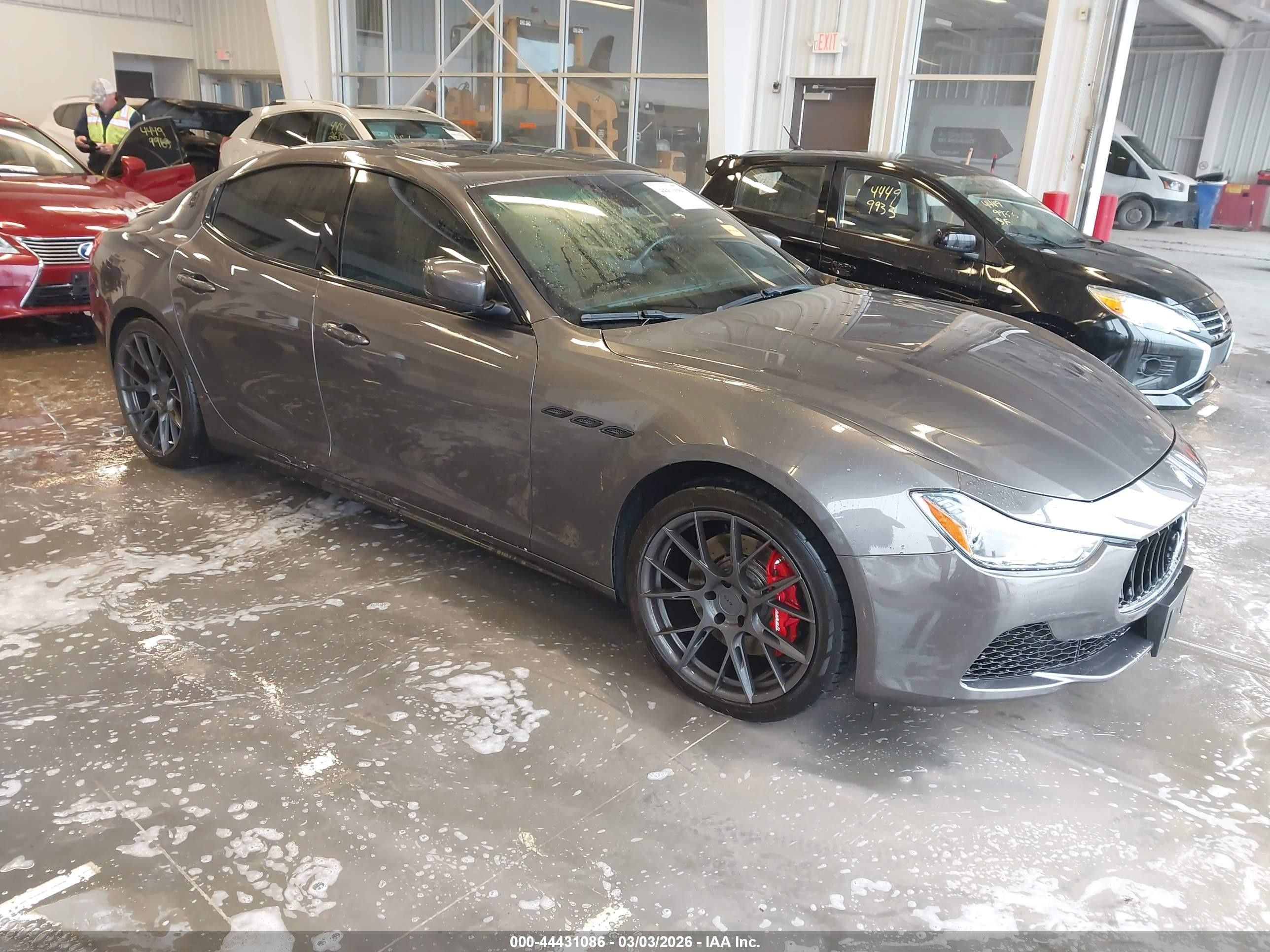 2016 Maserati Ghibli S Q4, VIN ZAM57RTA5G1177119 — Не указано