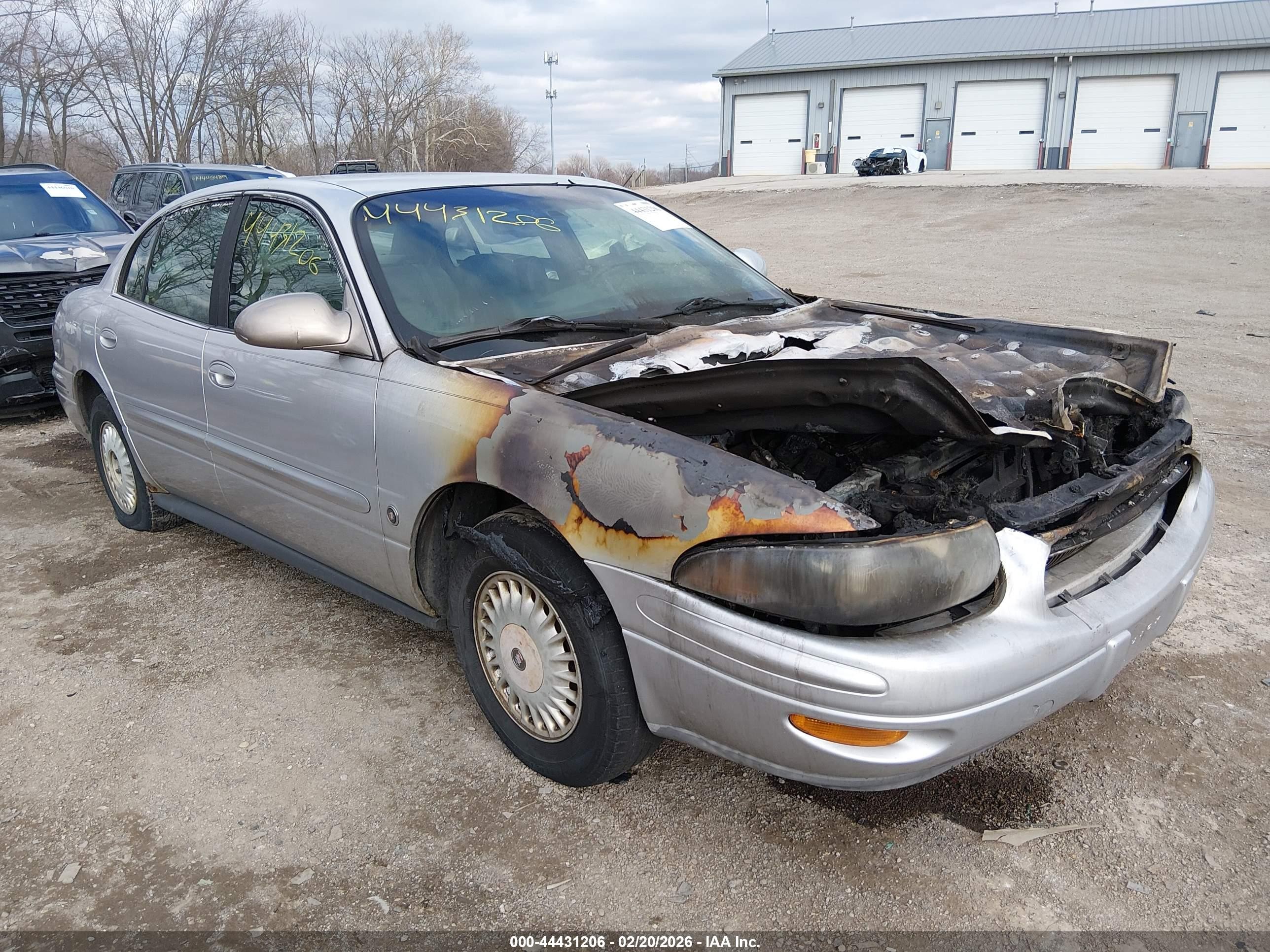 2001 Buick LeSabre Limited, VIN 1G4HR54K71U170685 — Engine fire
