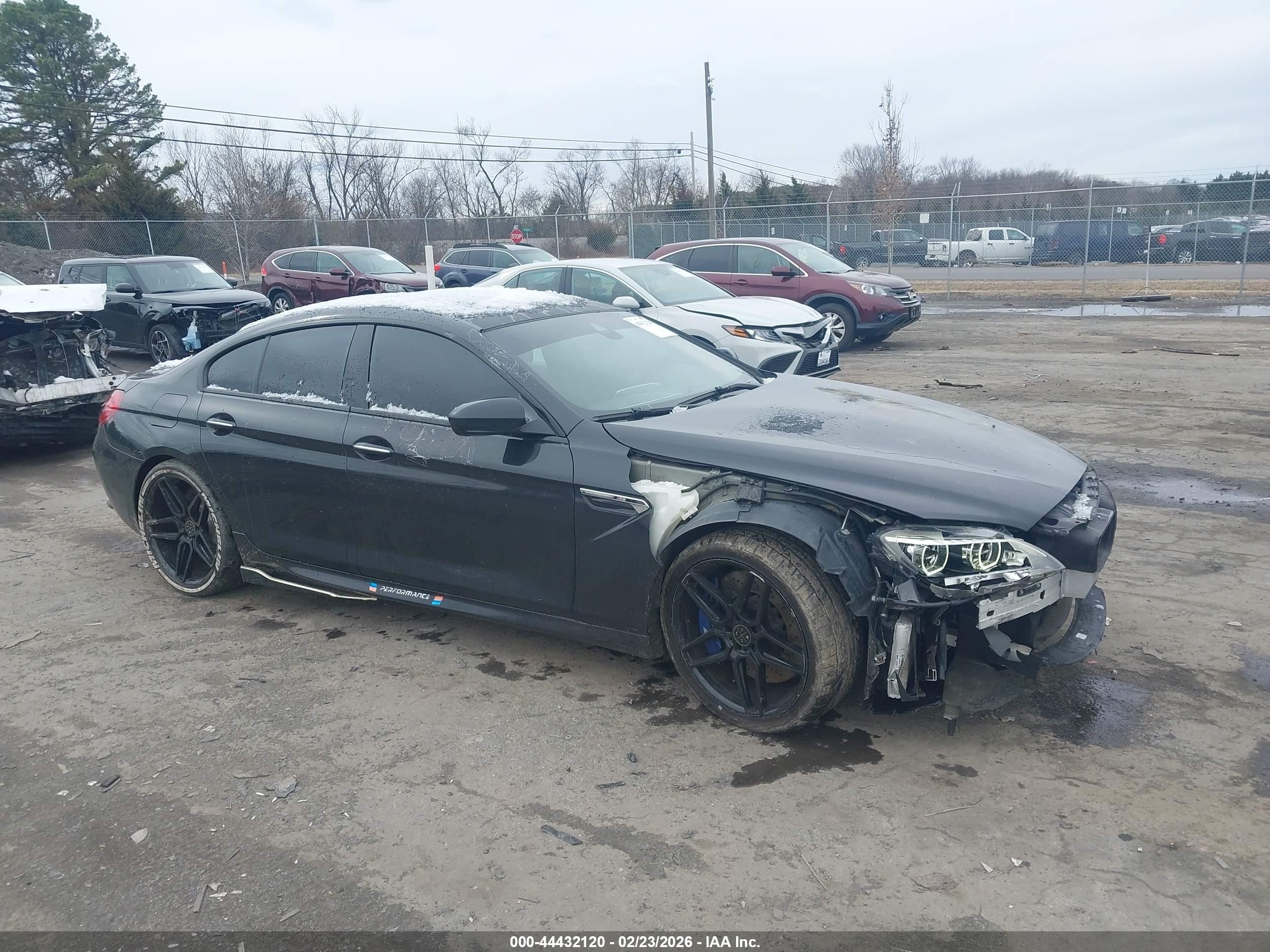 2015 BMW M6, VIN WBS6C9C54FD467574 — Front end