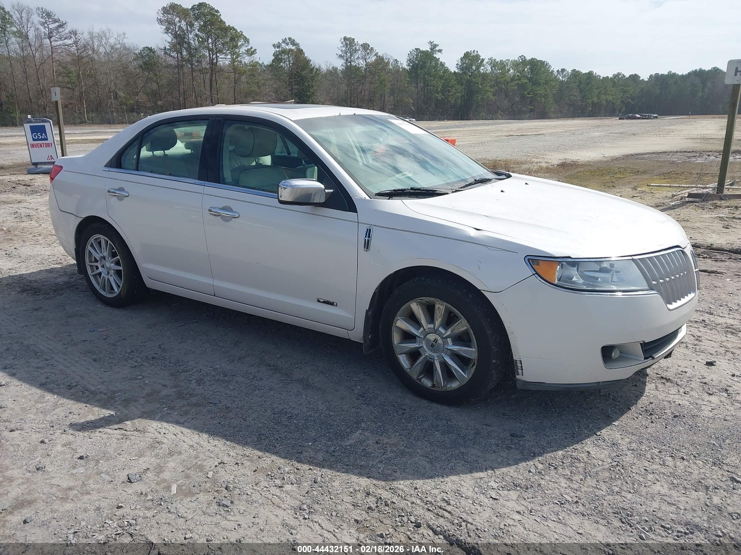 2011 Lincoln MKZ Hybrid, VIN 3LNDL2L33BR752381 — Electrical