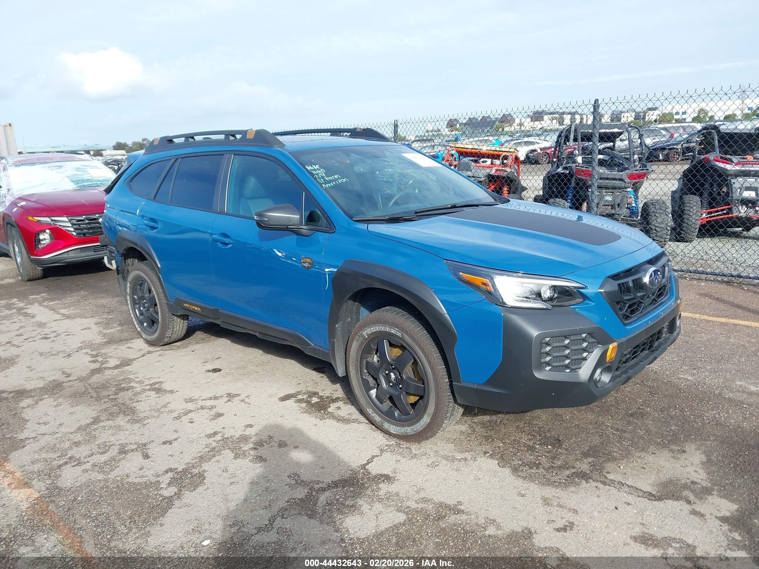 2025 Subaru Outback Wilderness, VIN 4S4BTGUD1S3327834 — Зад
