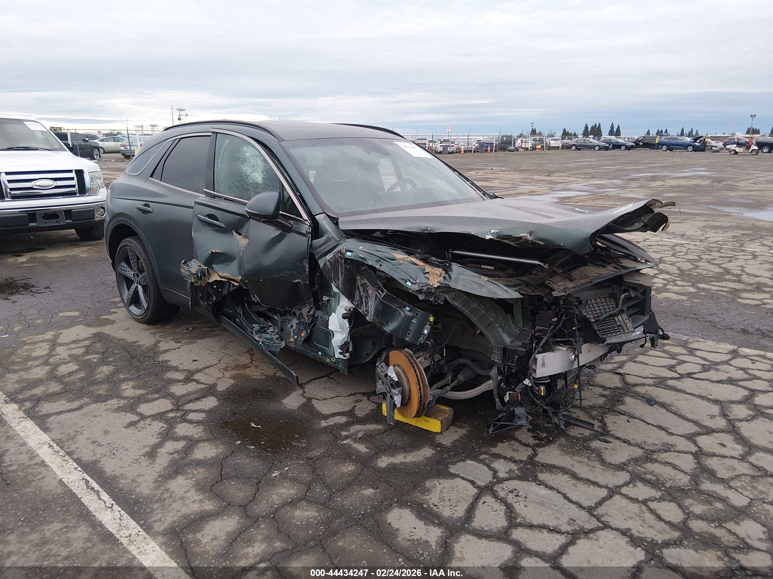 2023 Genesis GV70 2.5T, VIN KMUMADTB3PU095687 — Side