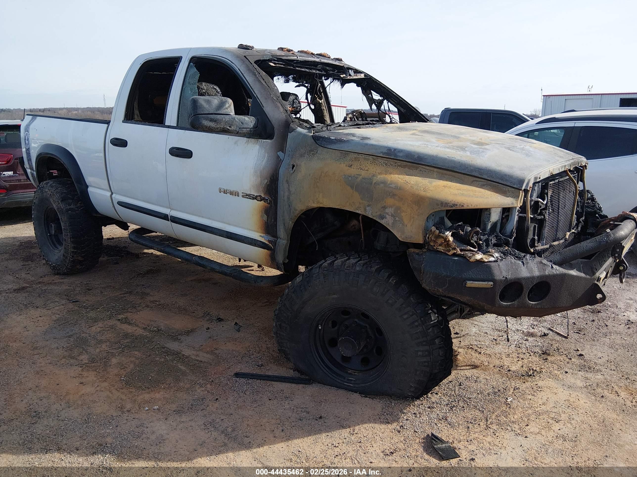 2005 Dodge 2500 SLT, VIN 3D7KS28C65G825319 — Interior fire