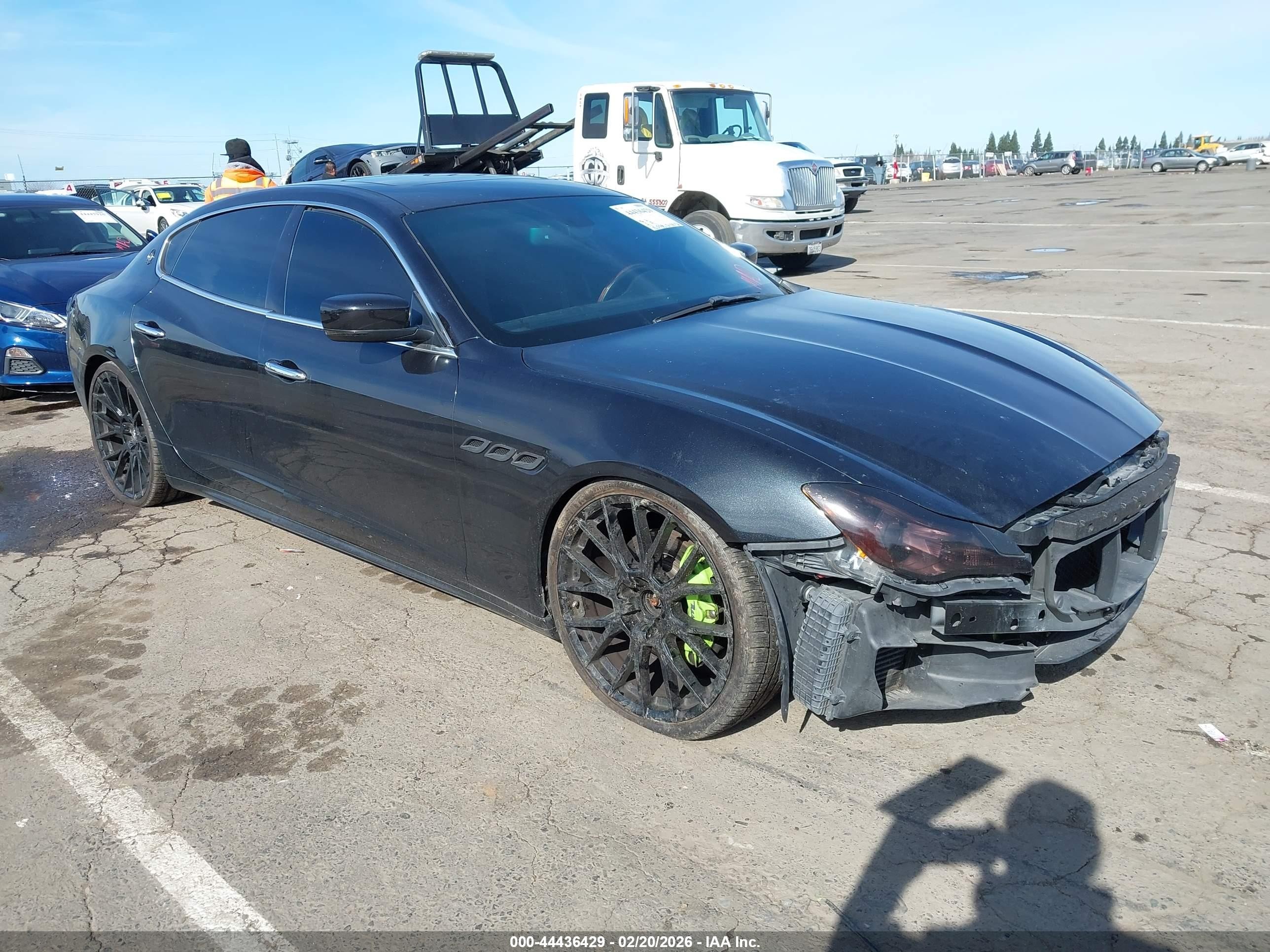 2014 Maserati Quattroporte S Q4, VIN ZAM56RRA1E1099154 — Front end