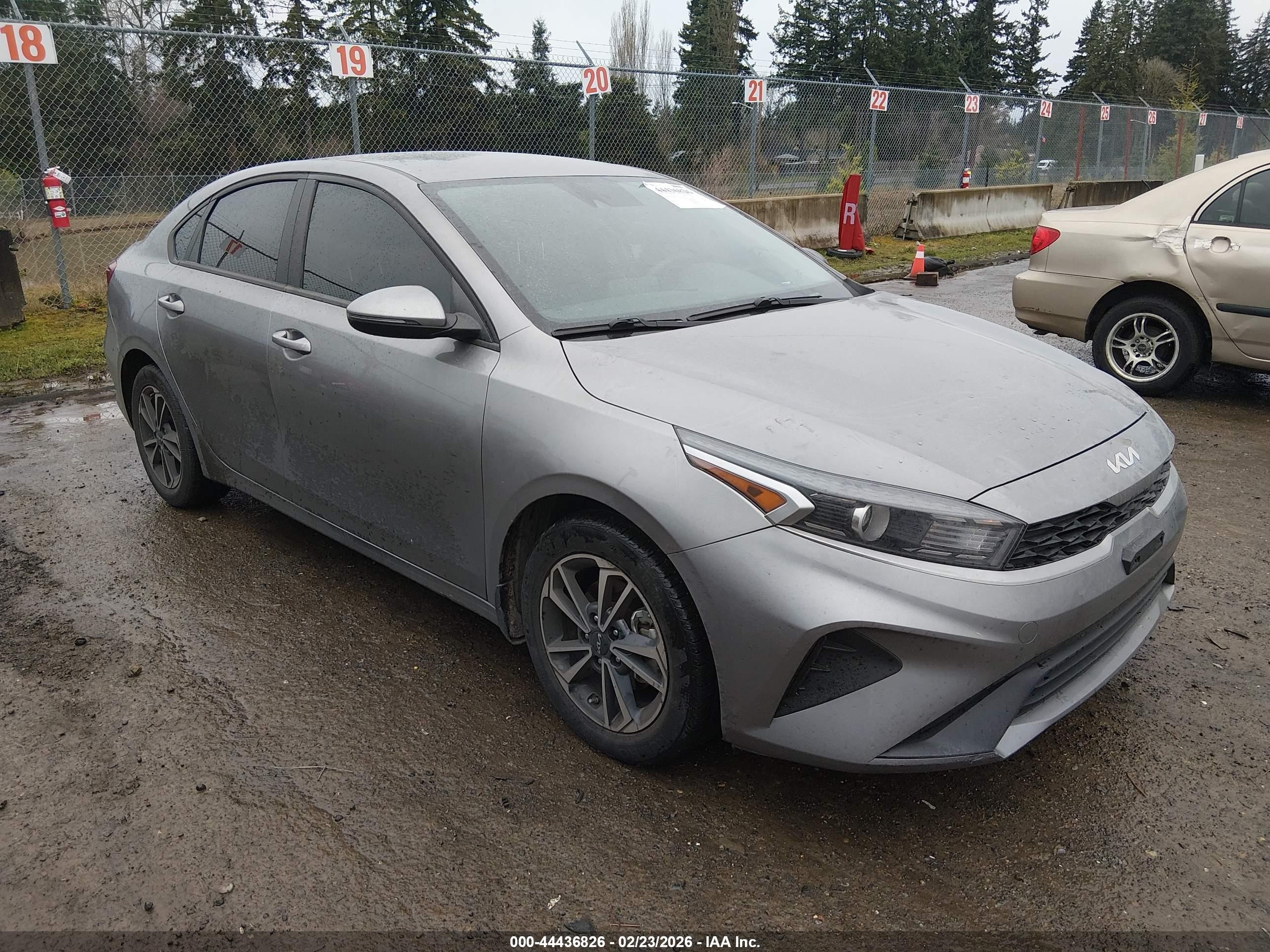 2023 Kia Forte LXS, VIN 3KPF24AD9PE646569 — Side
