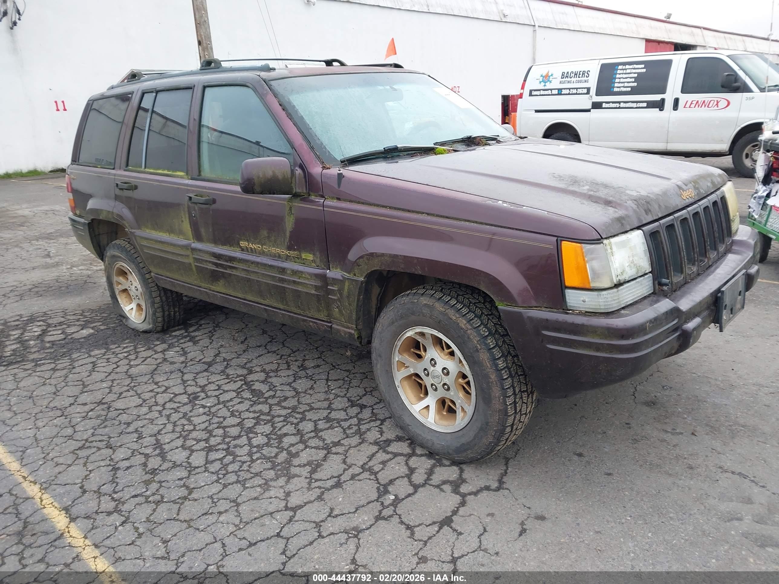 1996 Jeep Grand Cherokee Limited, VIN 1J4GZ78Y5TC255103 — Normal wear