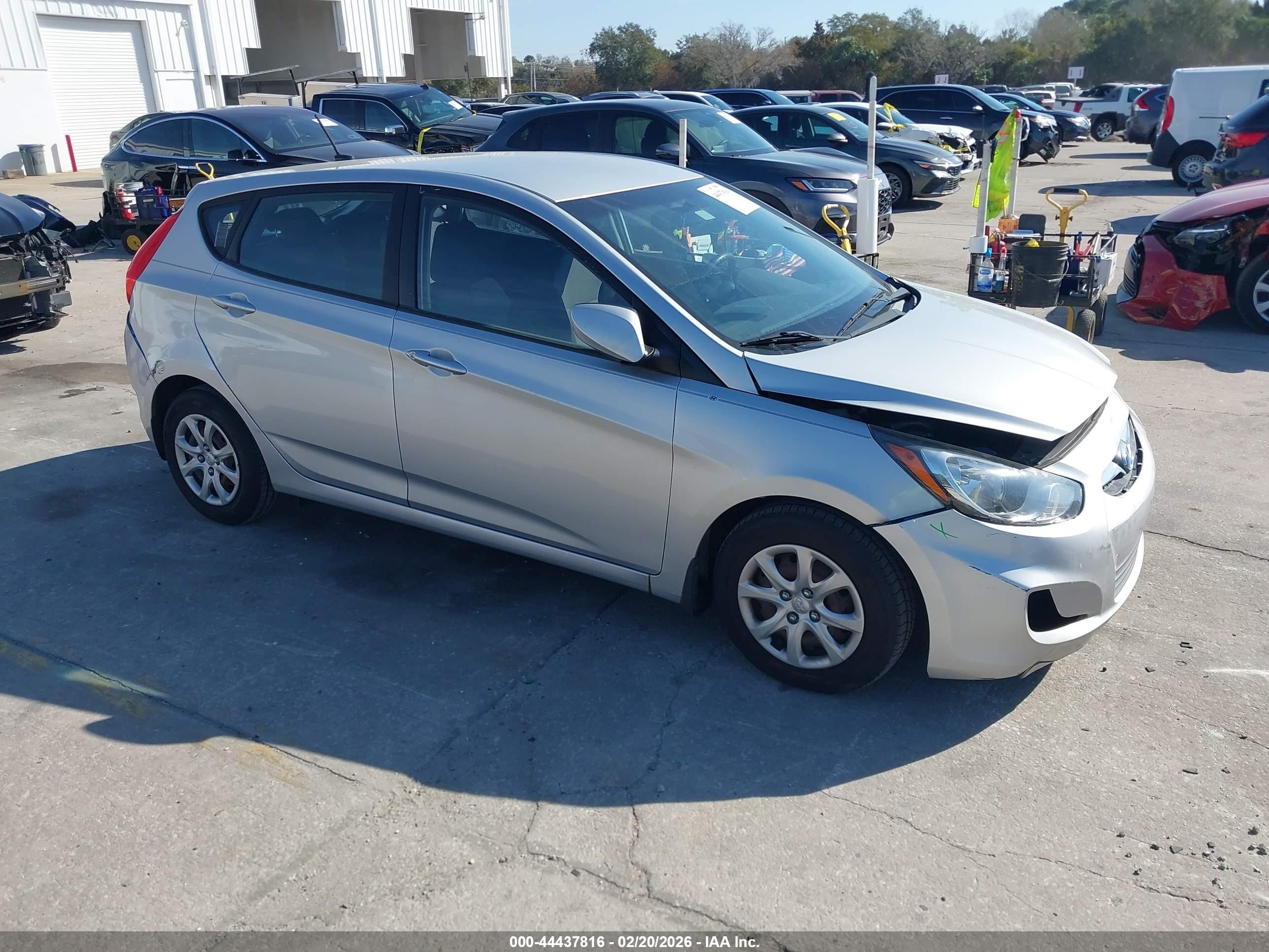 2014 Hyundai Accent GS, VIN KMHCT5AE5EU188540 — Front end