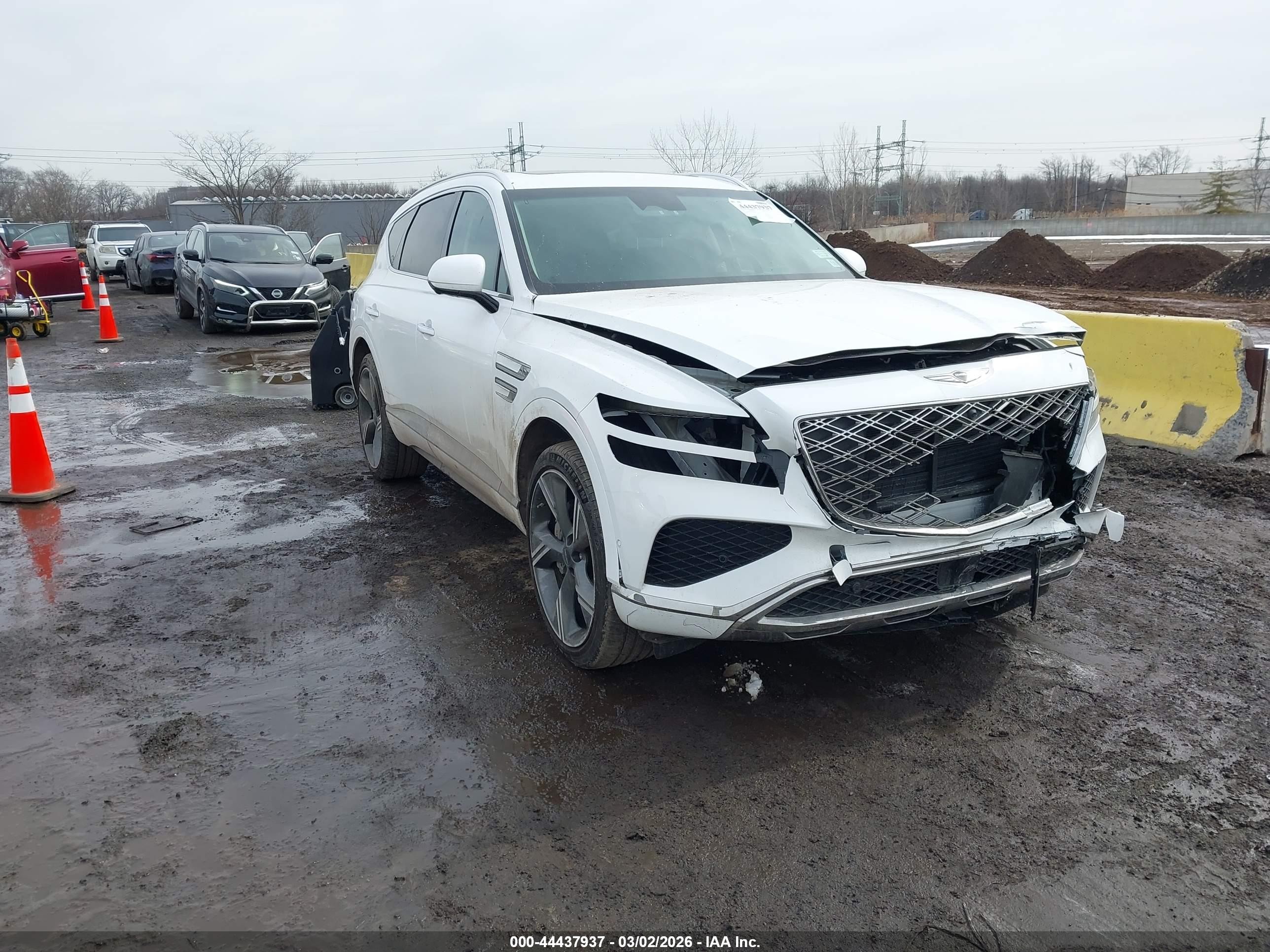 2025 Genesis GV80 Prestige, VIN KMUHCESB8SU226219 — Front end