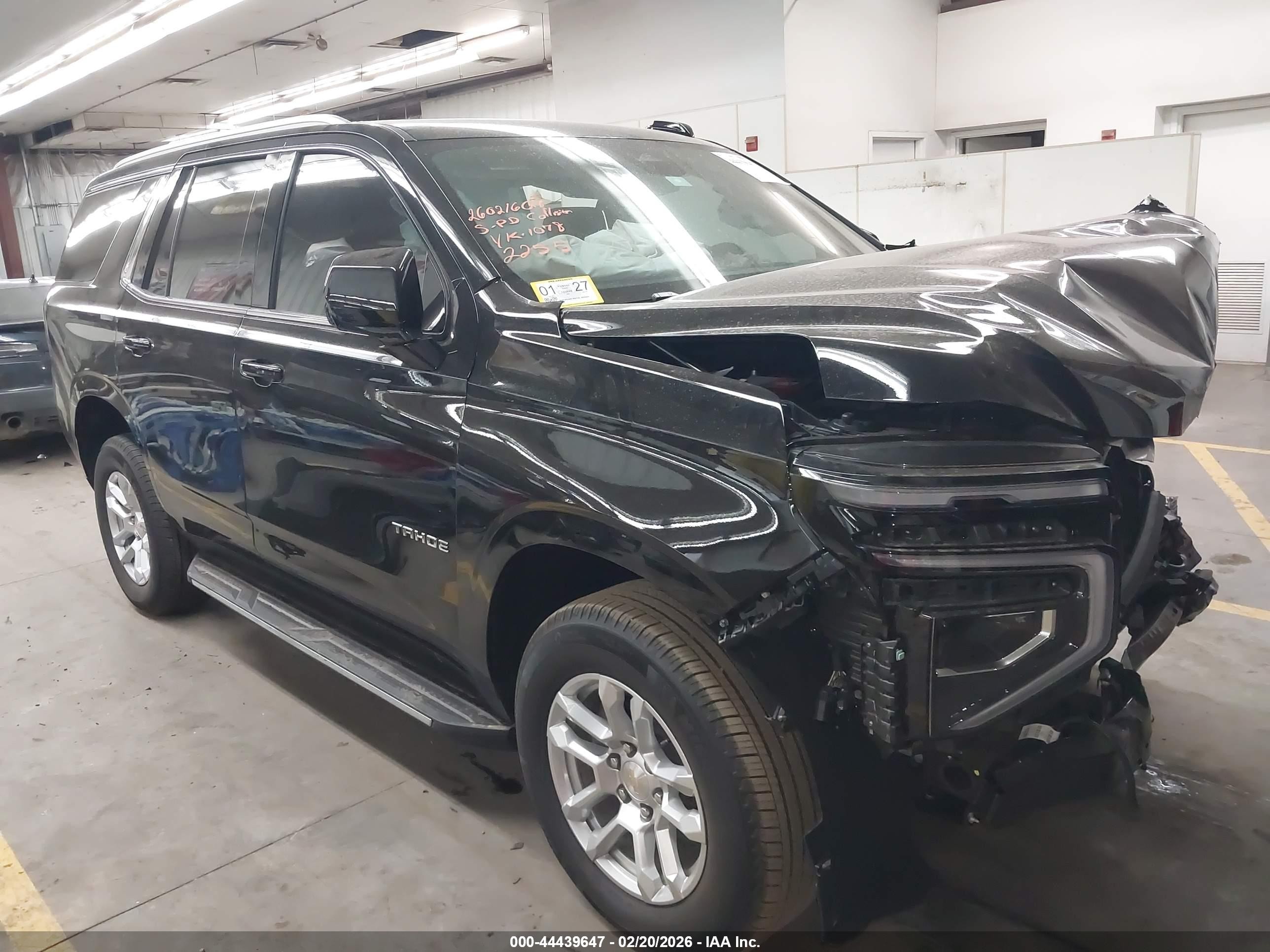 2026 Chevrolet Tahoe LT, VIN 1GNS5NKD8TR142255 — Перед