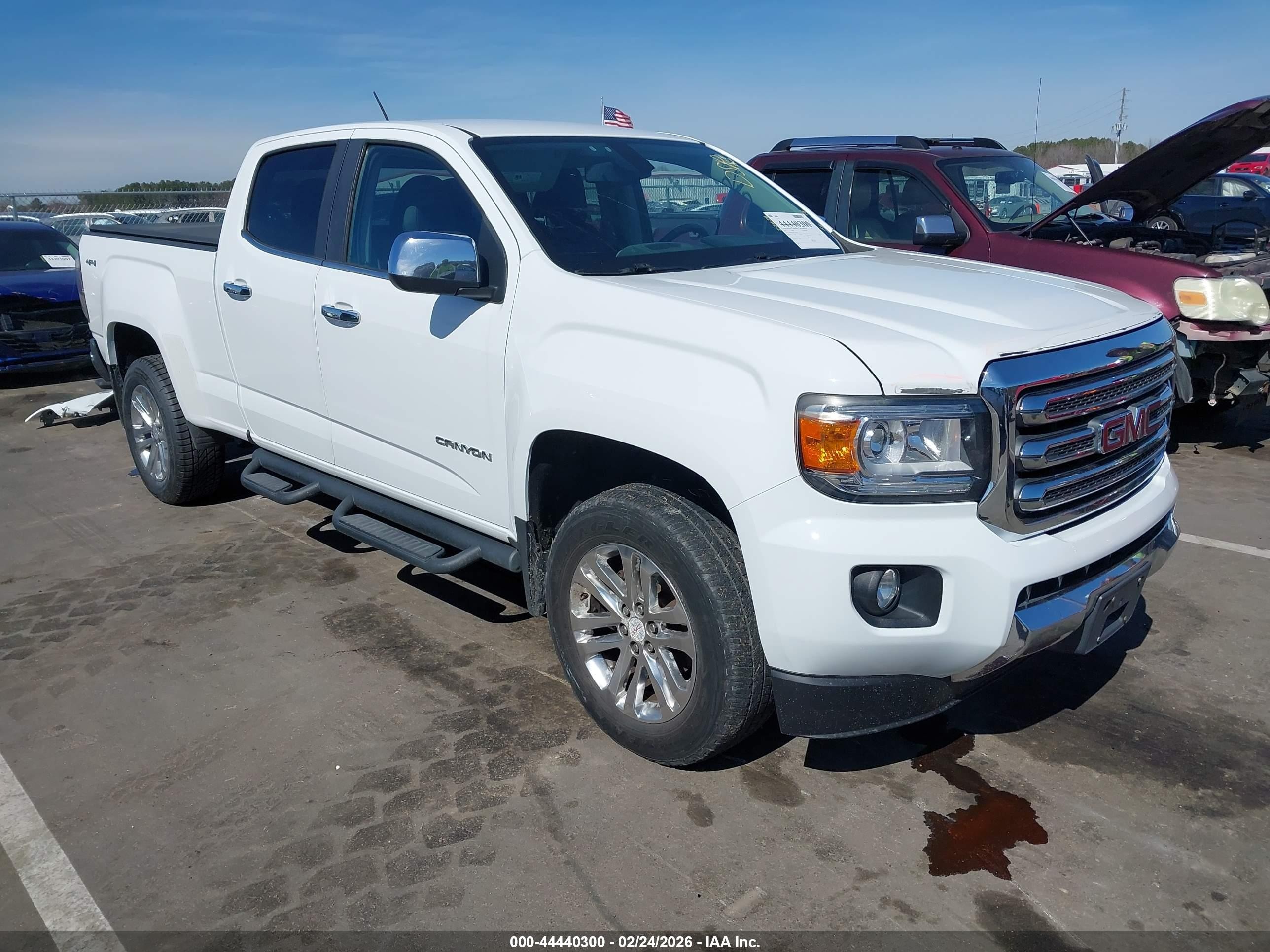 2015 GMC Canyon 4WD SLT, VIN 1GTG6CE32F1215478 — Front end