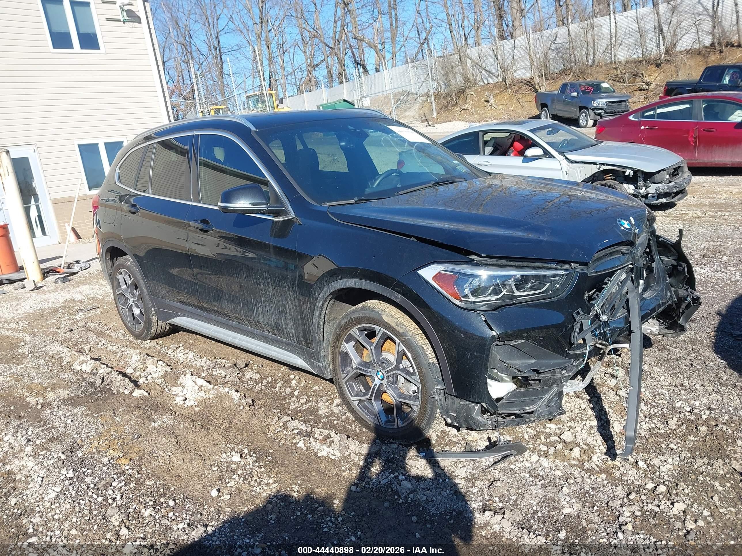 2021 BMW X1 xDrive28i, VIN WBXJG9C08M5T77395 — Front end