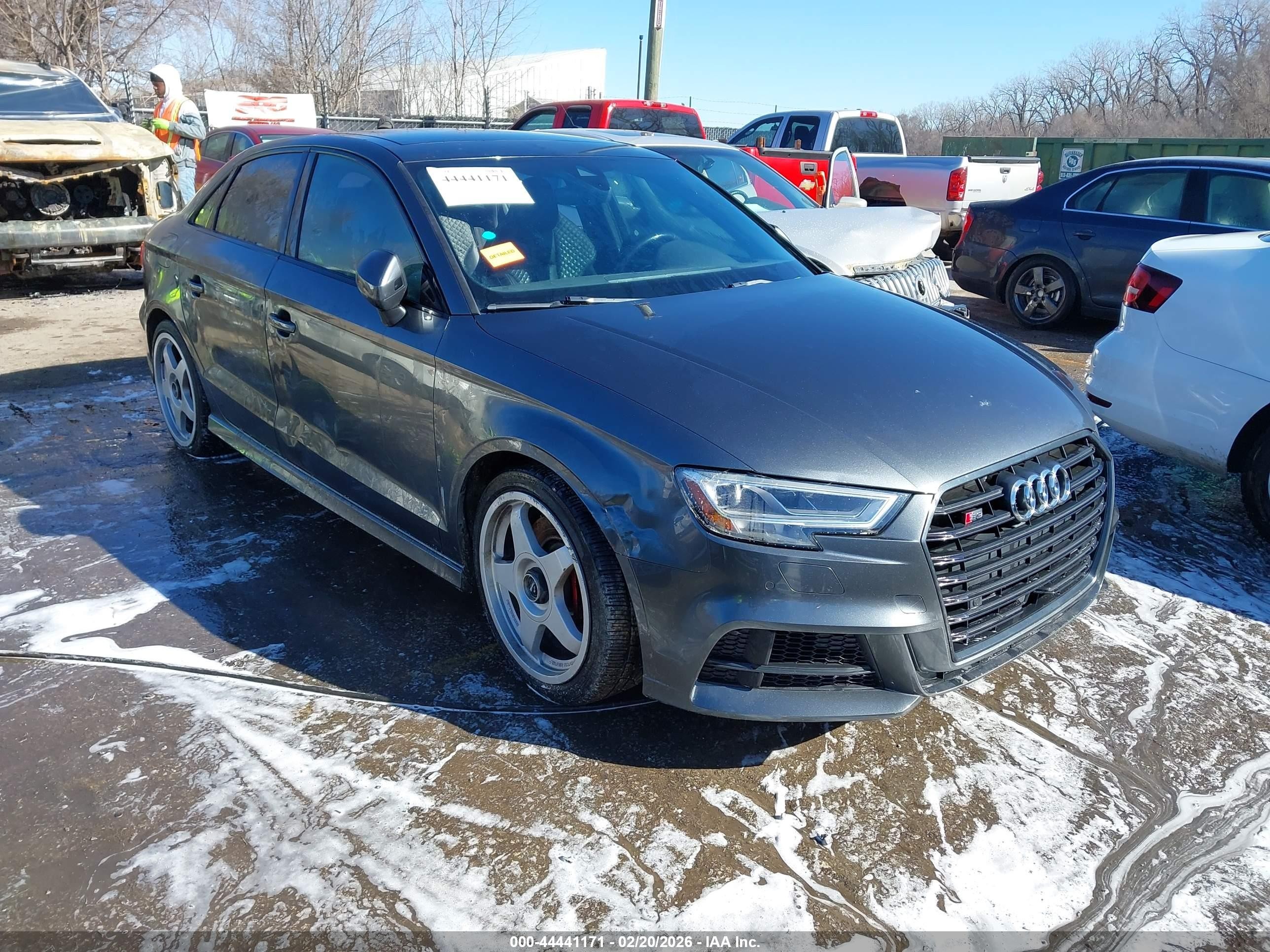 2017 Audi S3 Prestige, VIN WAUF1GFF0H1070628 — Side