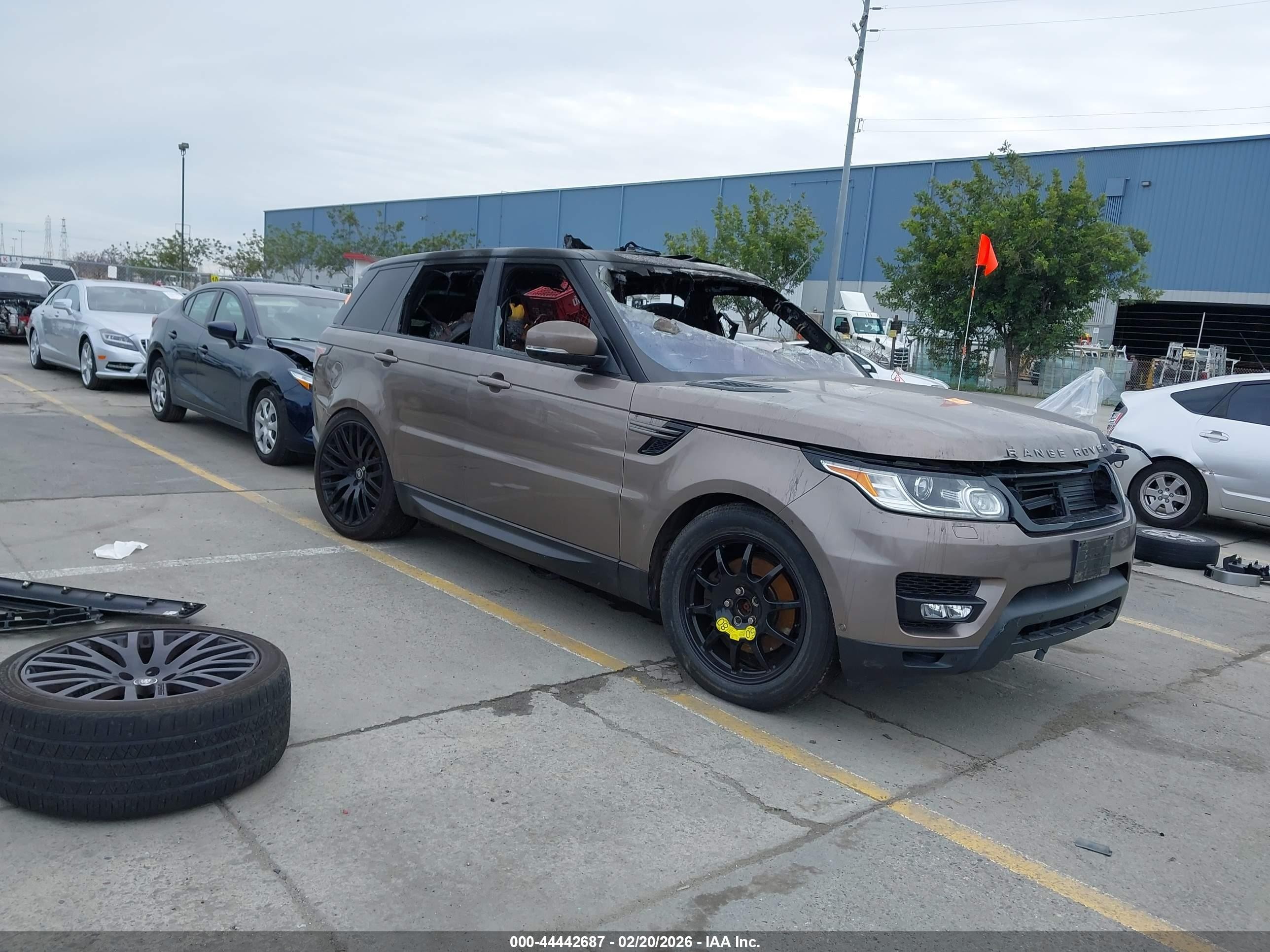 2016 Land Rover Range Rover Sport SE, VIN SALWG2VF8GA648648 — Interior fire